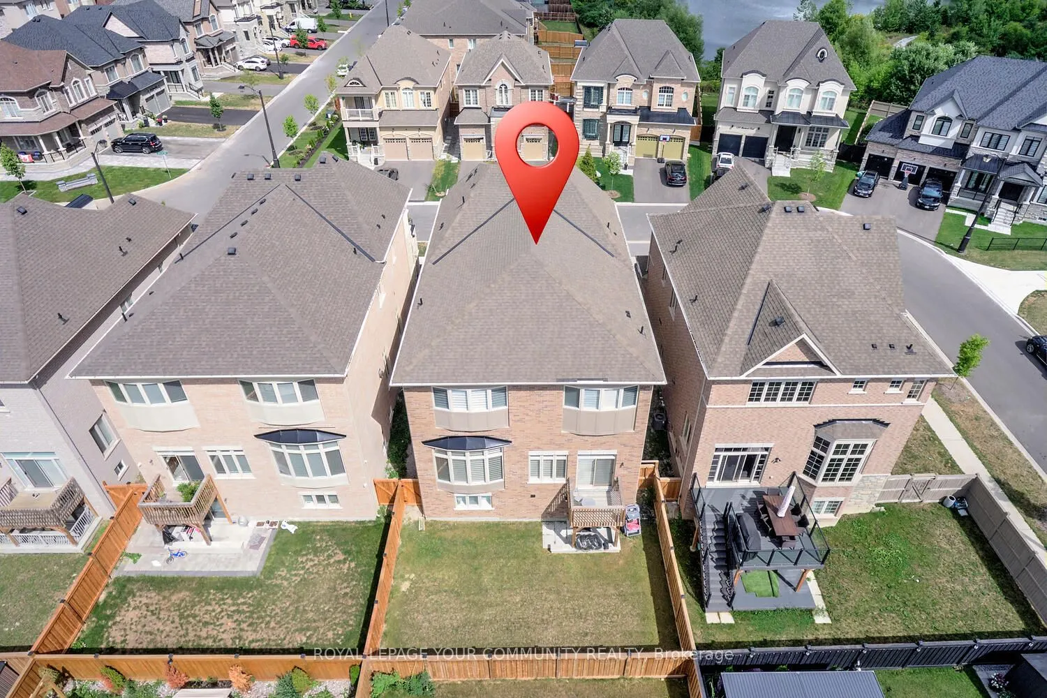 152 Stormont Trail