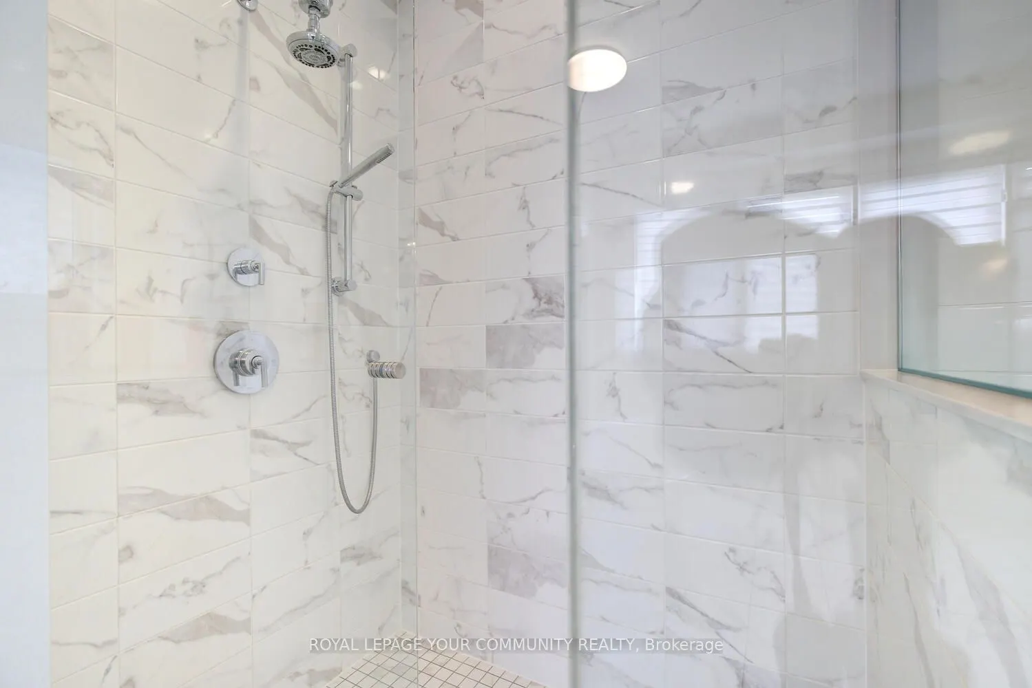 152 Stormont Trail