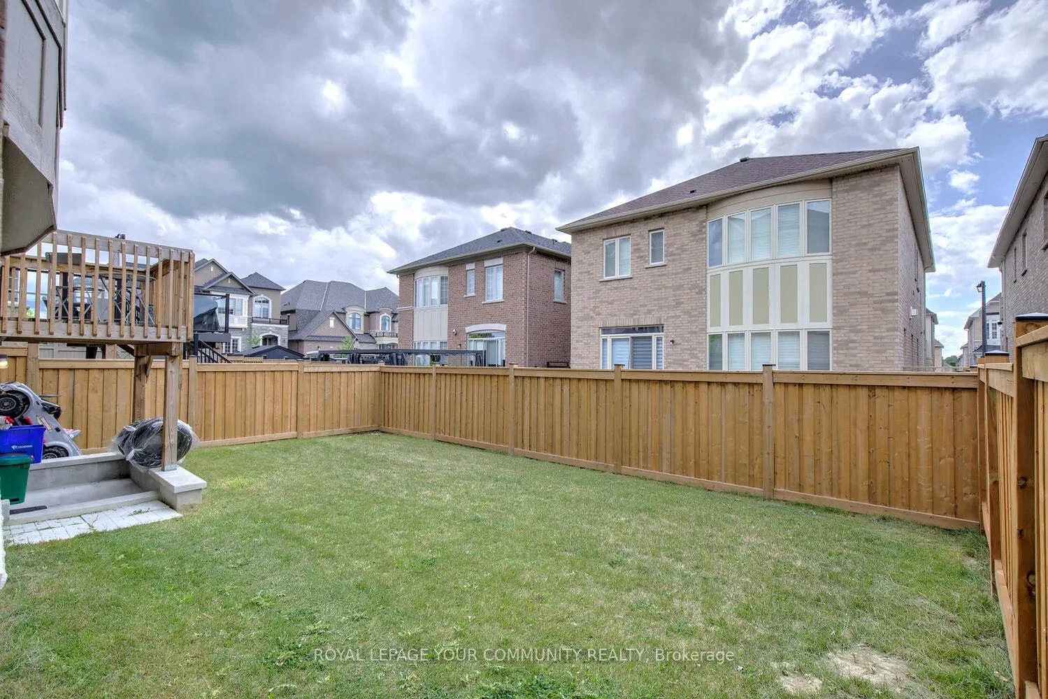 152 Stormont Trail