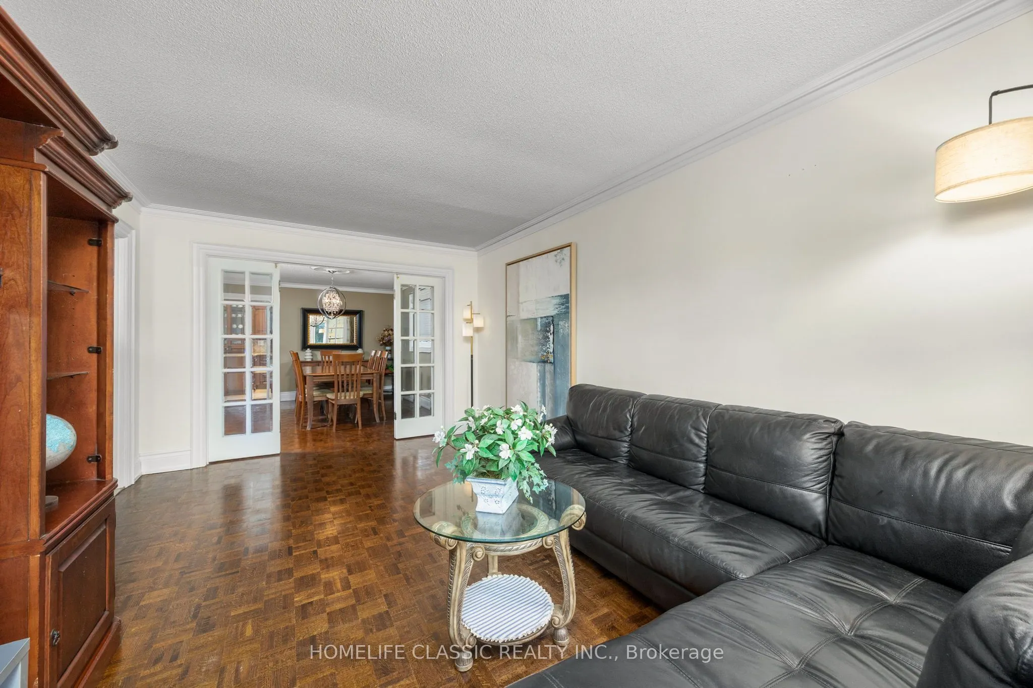 133 Medallion Boulevard