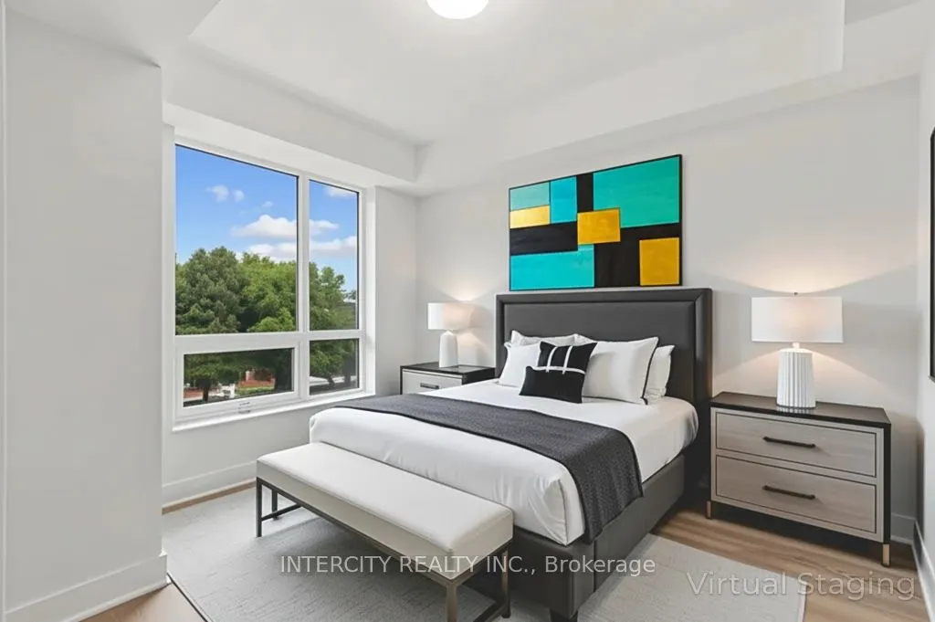 2075 King Road, #304