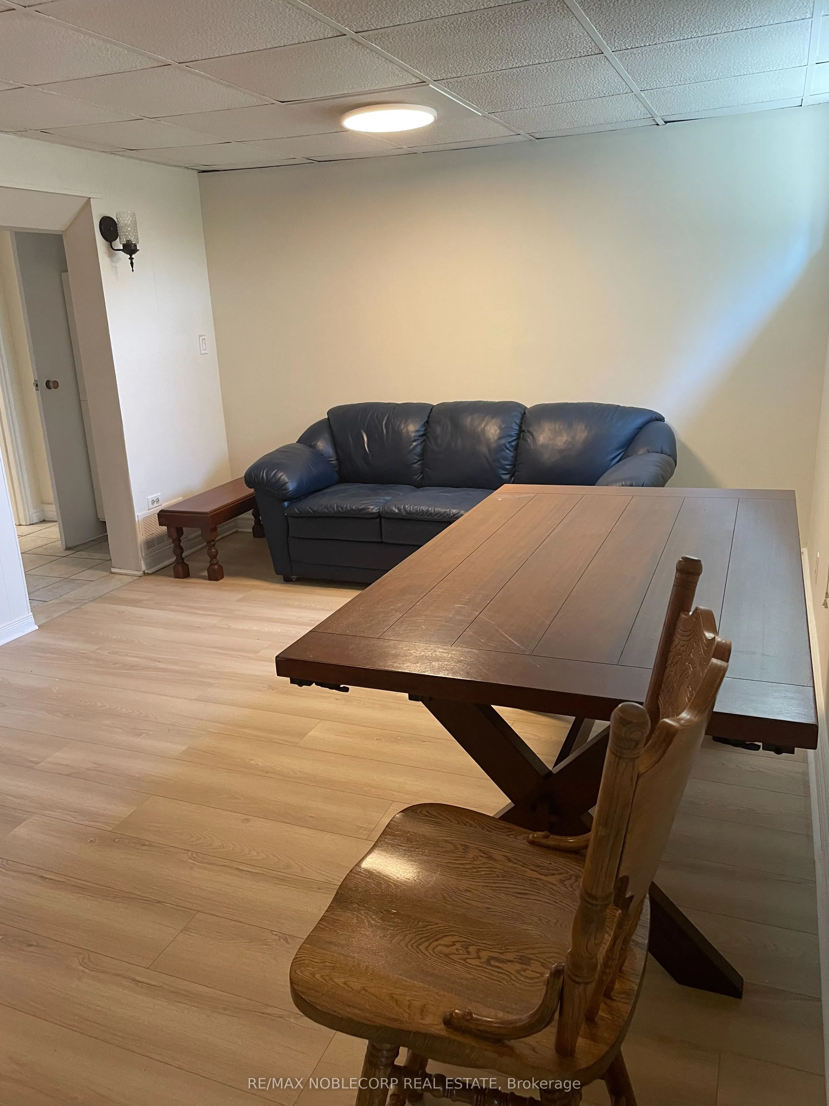 166 Collings Avenue, #Bsmt