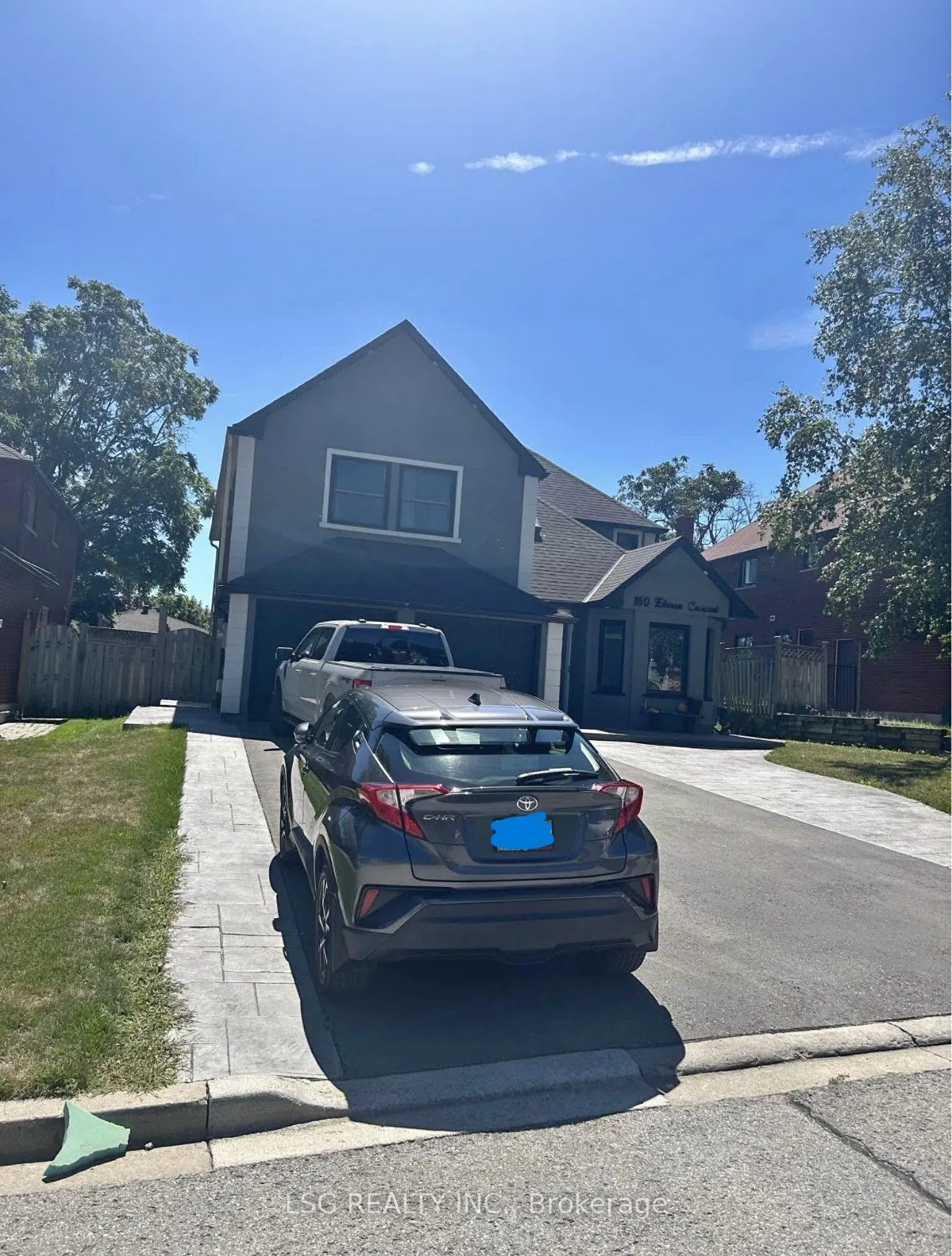 180 Elman Crescent