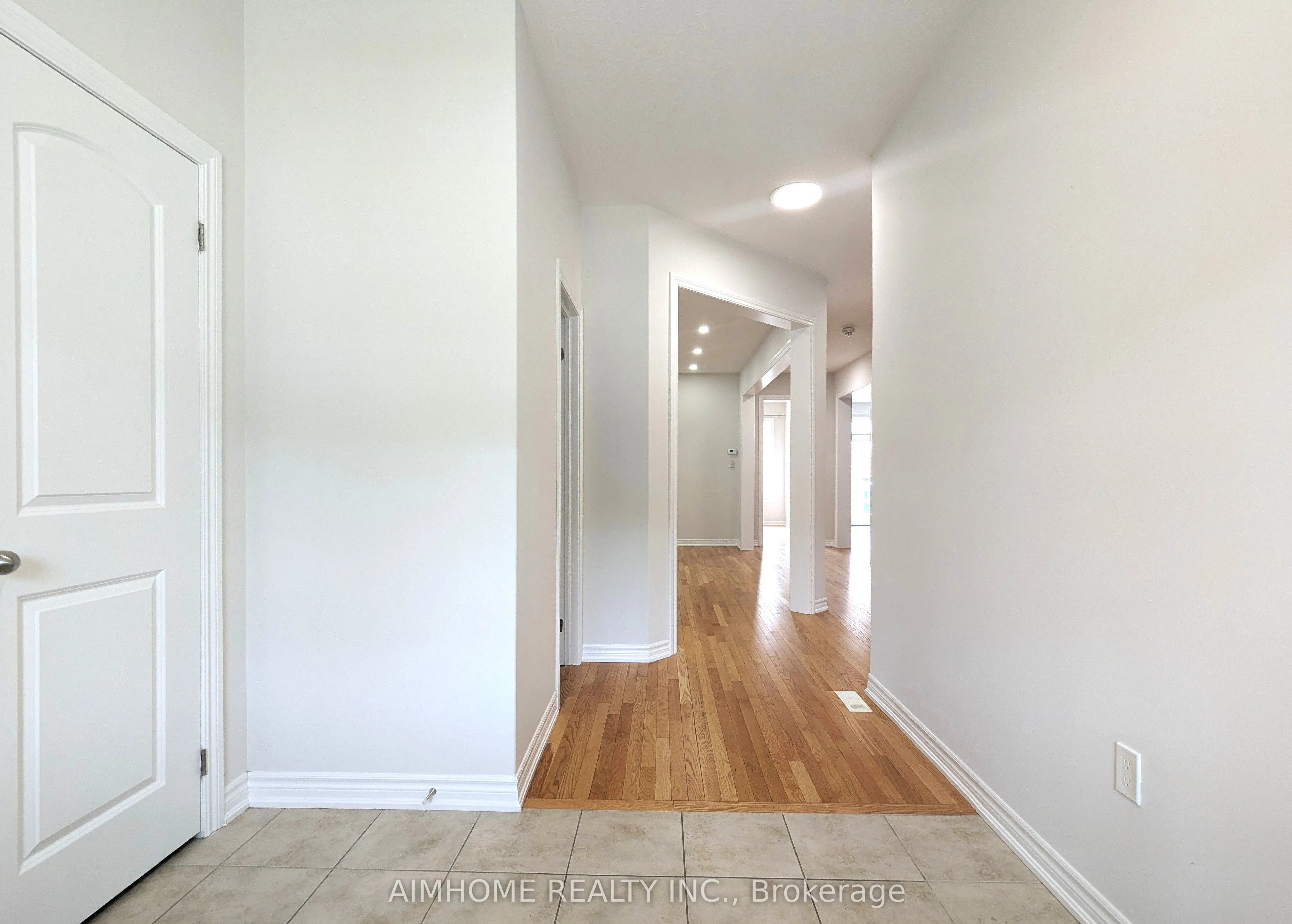 29 Bamburg Street N