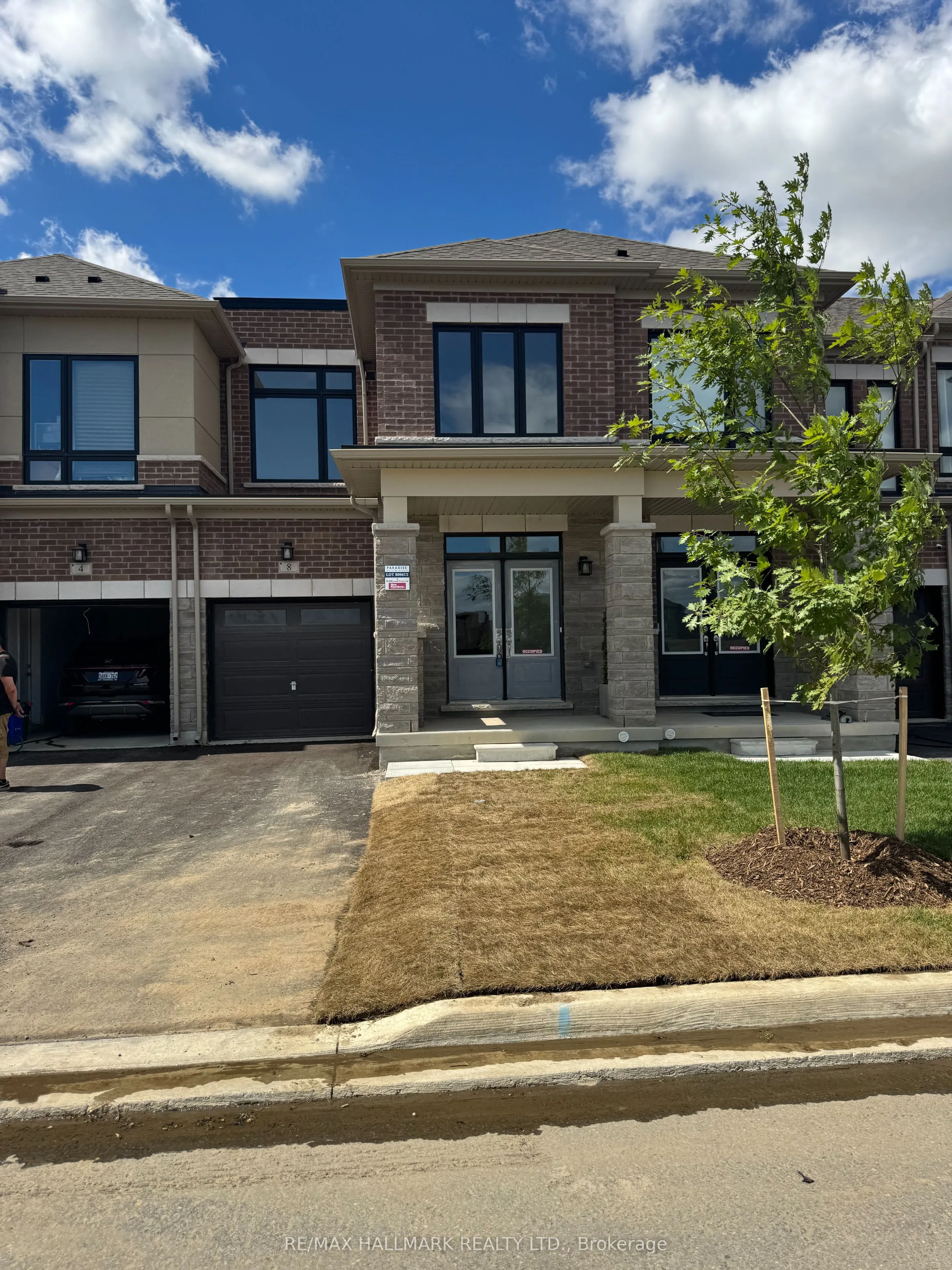 8 Haldimand Street