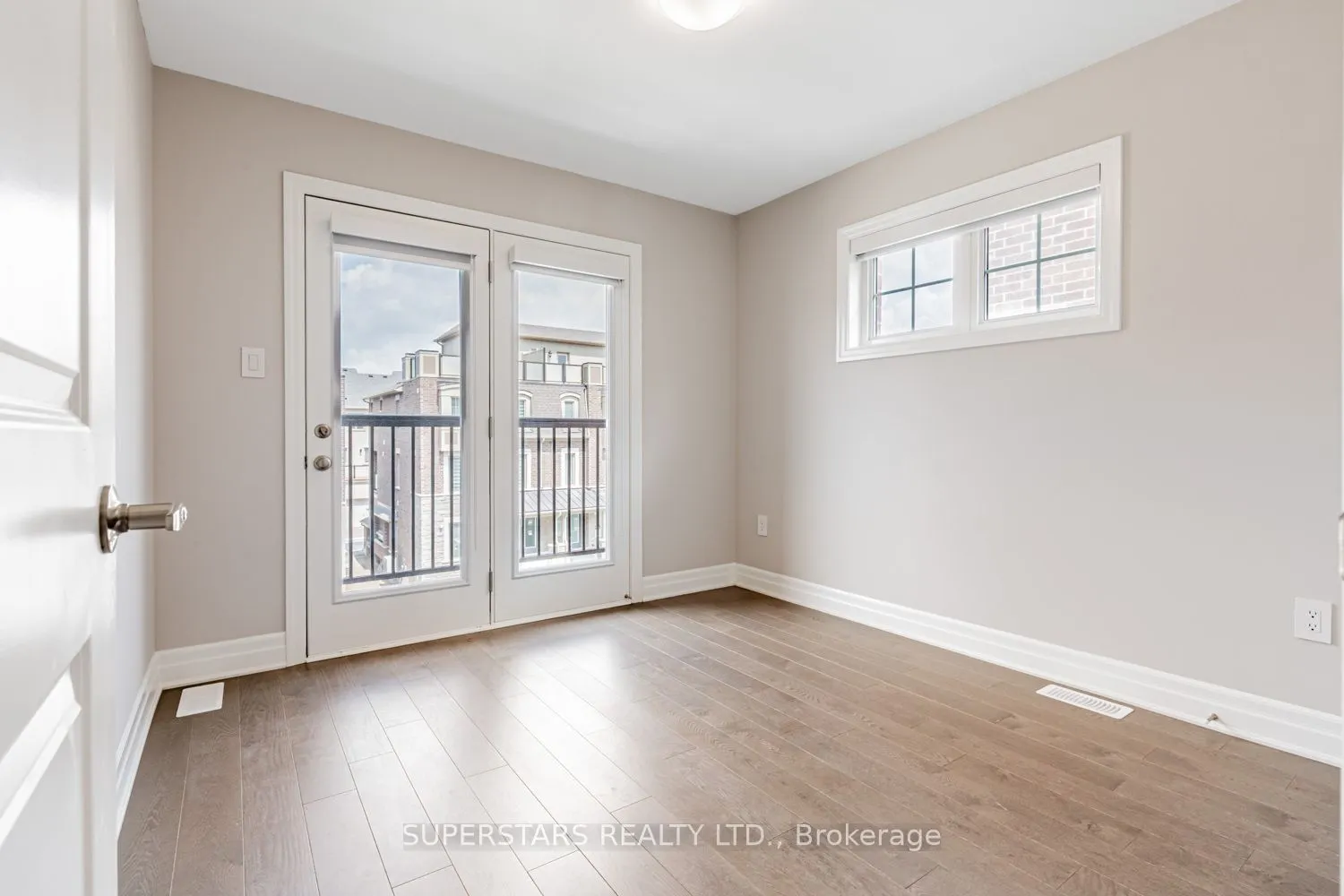 19 Avani Avenue