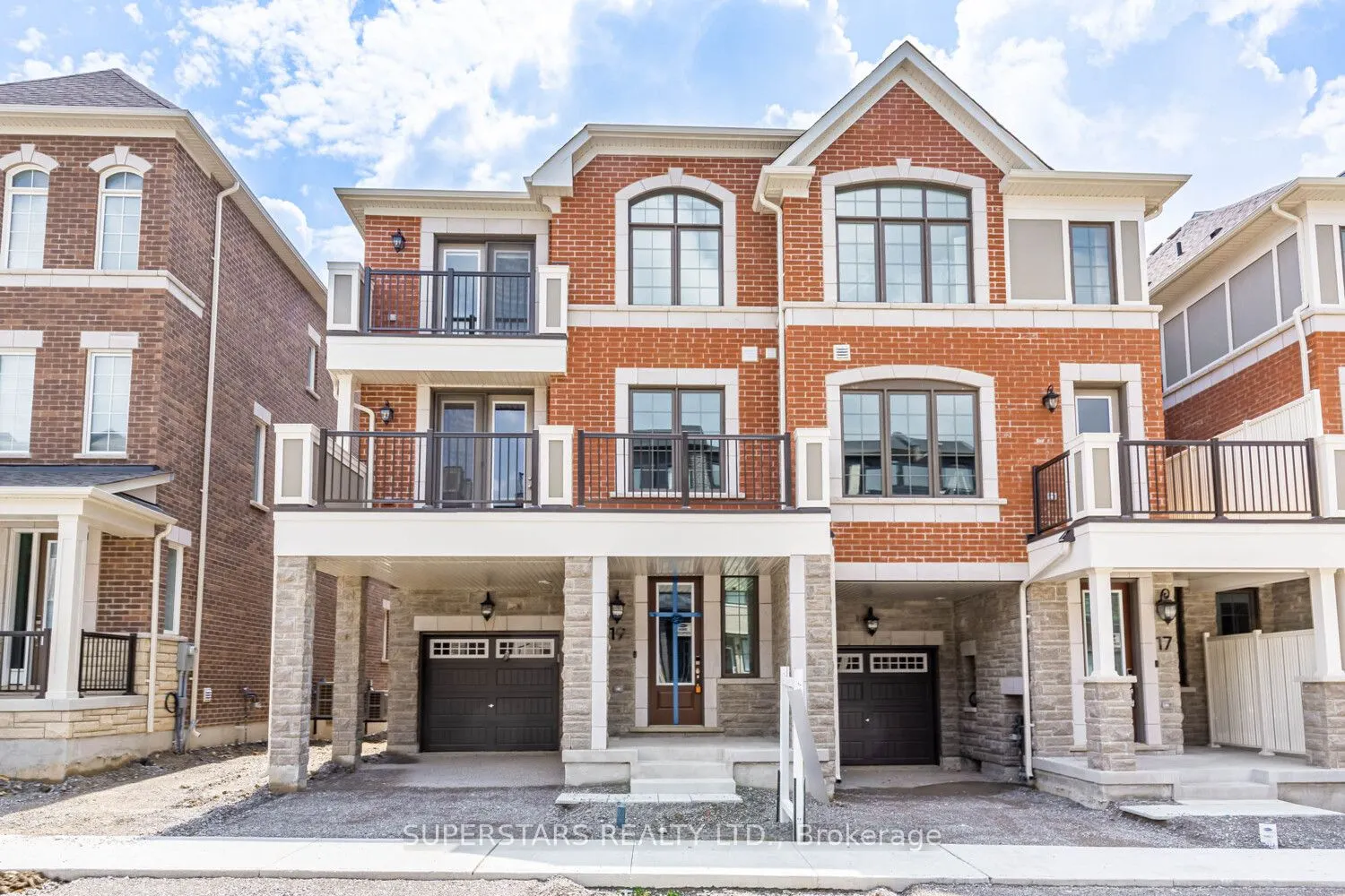 19 Avani Avenue