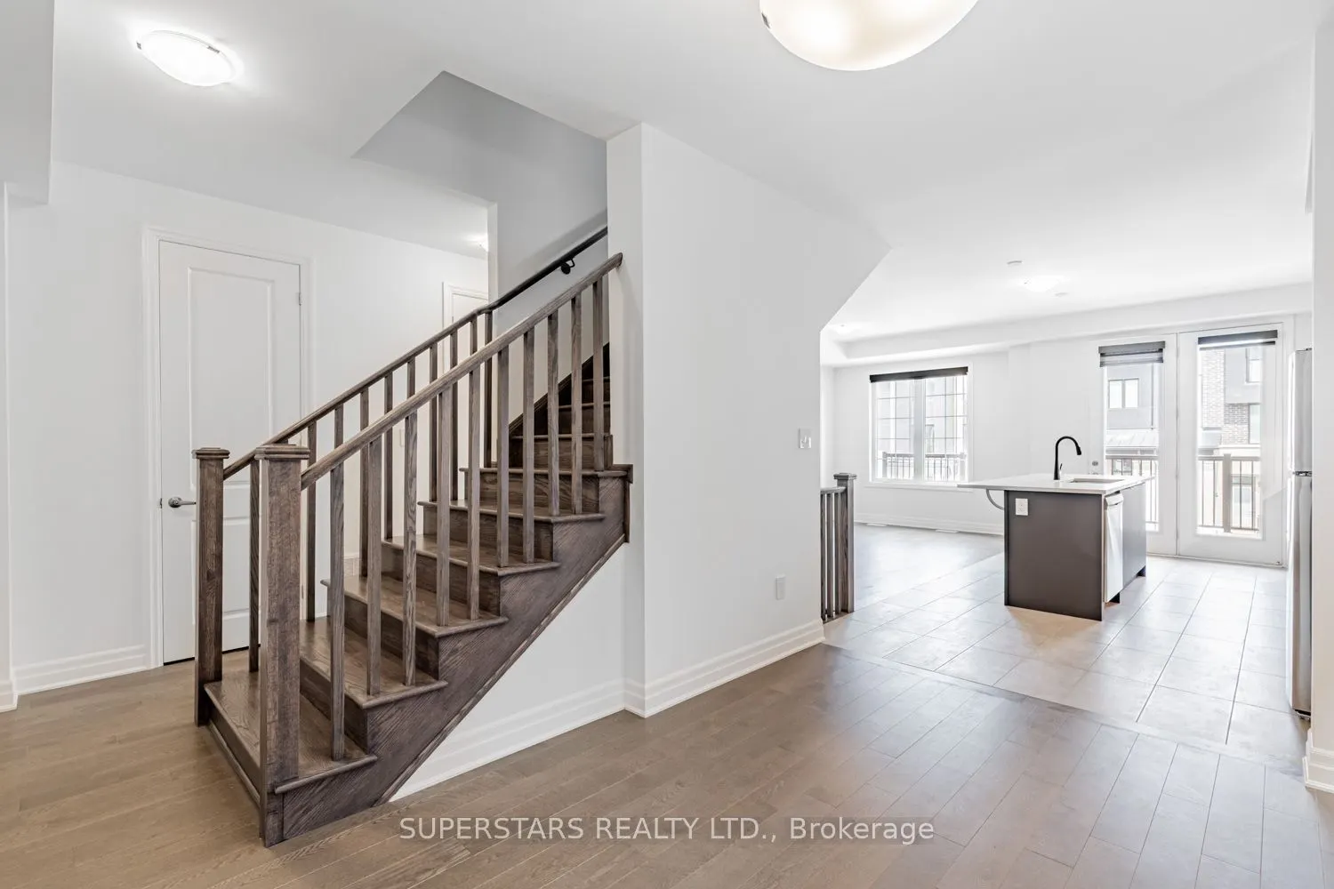 19 Avani Avenue