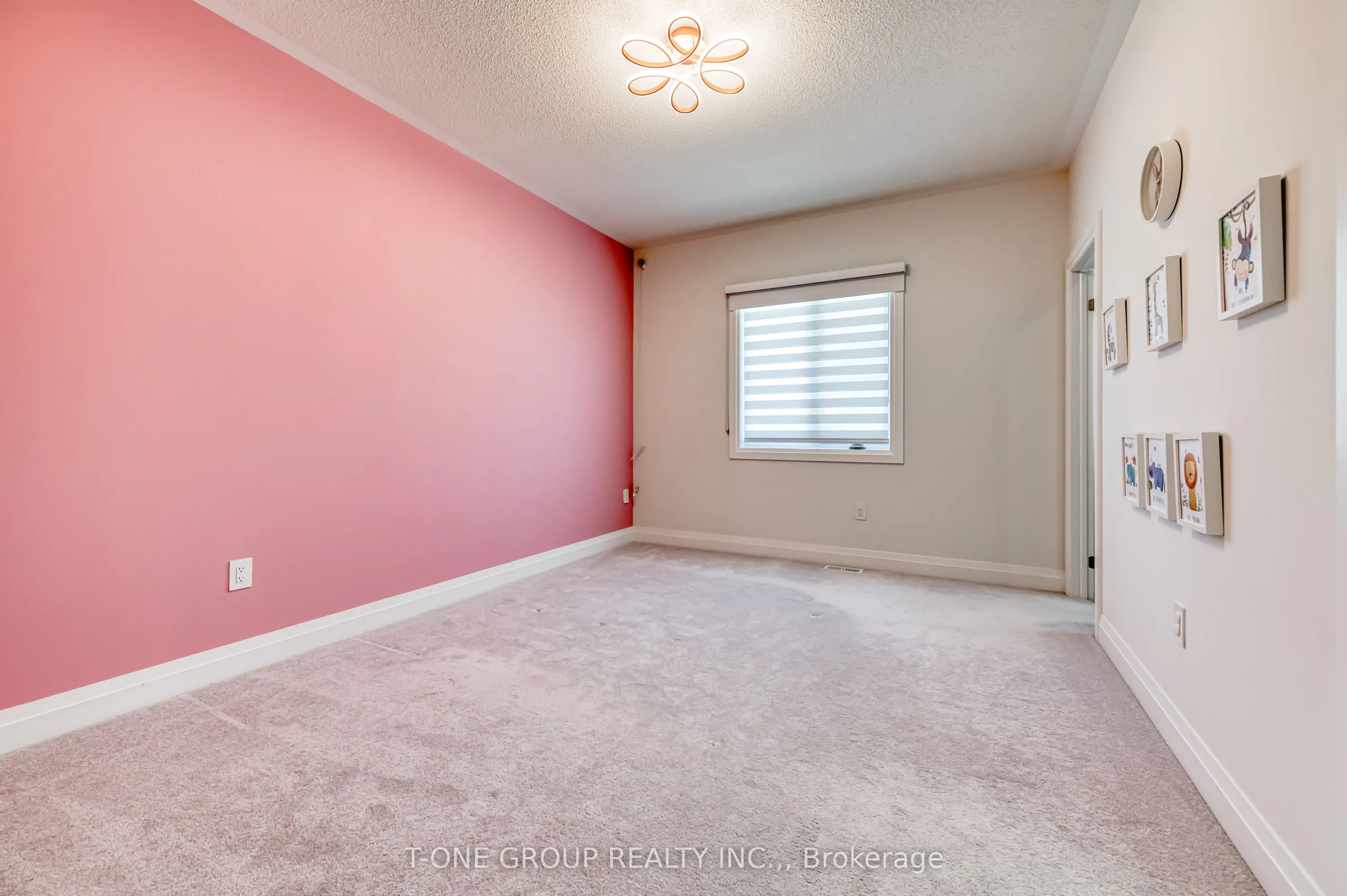 16 Longworth Avenue