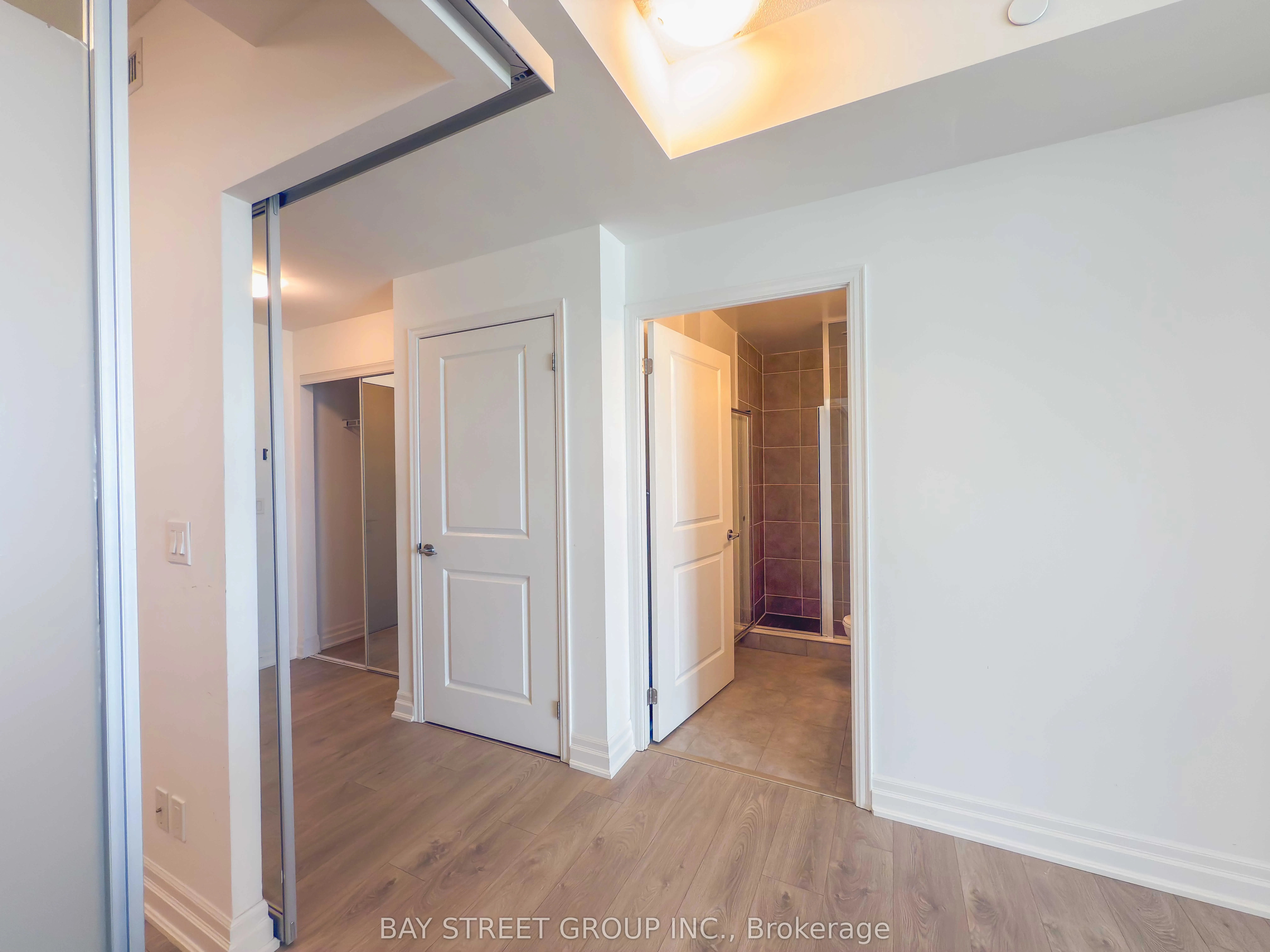 8 Rouge Valley Drive W, #1001B