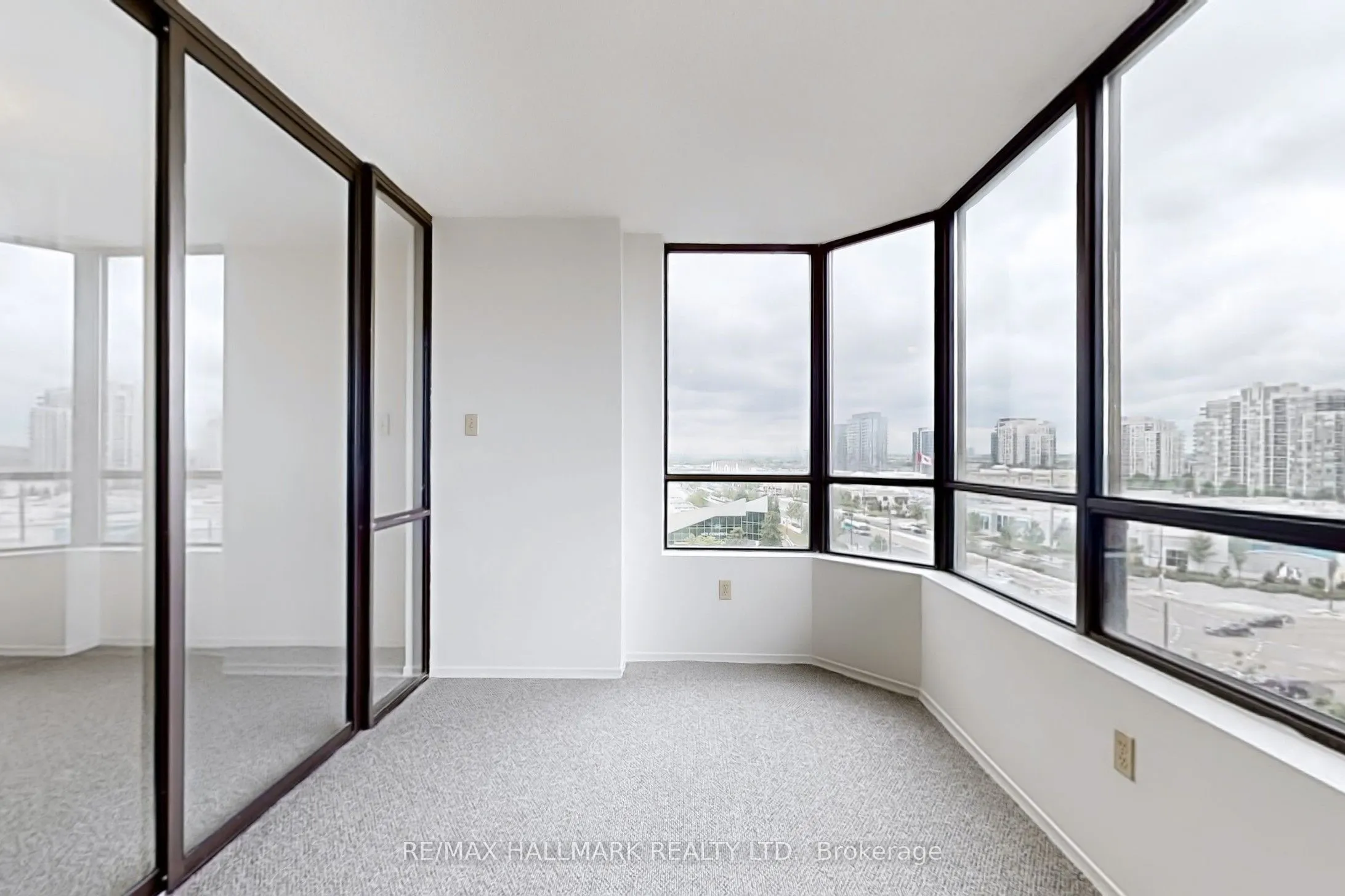 7601 Bathurst Street, #912