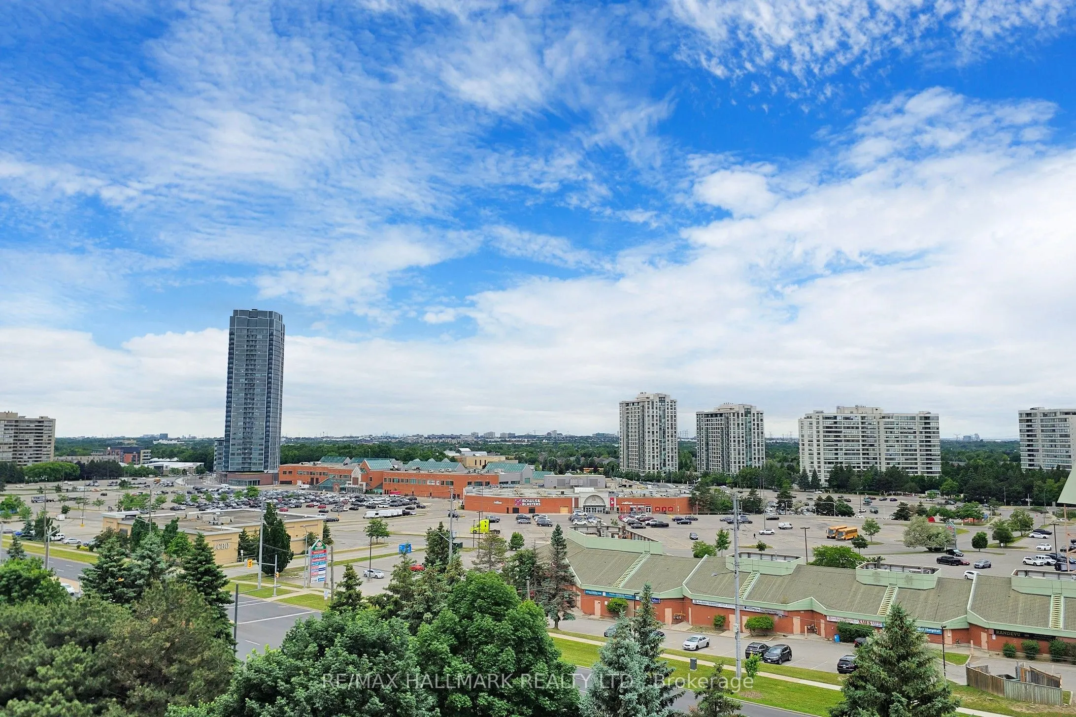 7601 Bathurst Street, #912