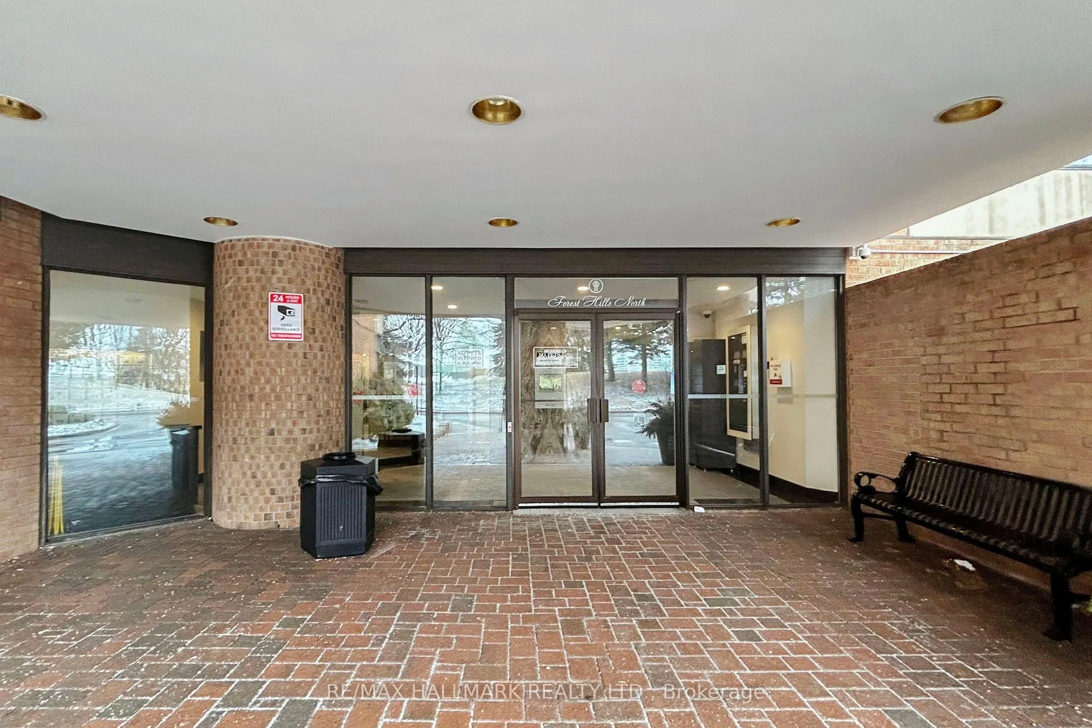 7601 Bathurst Street, #912