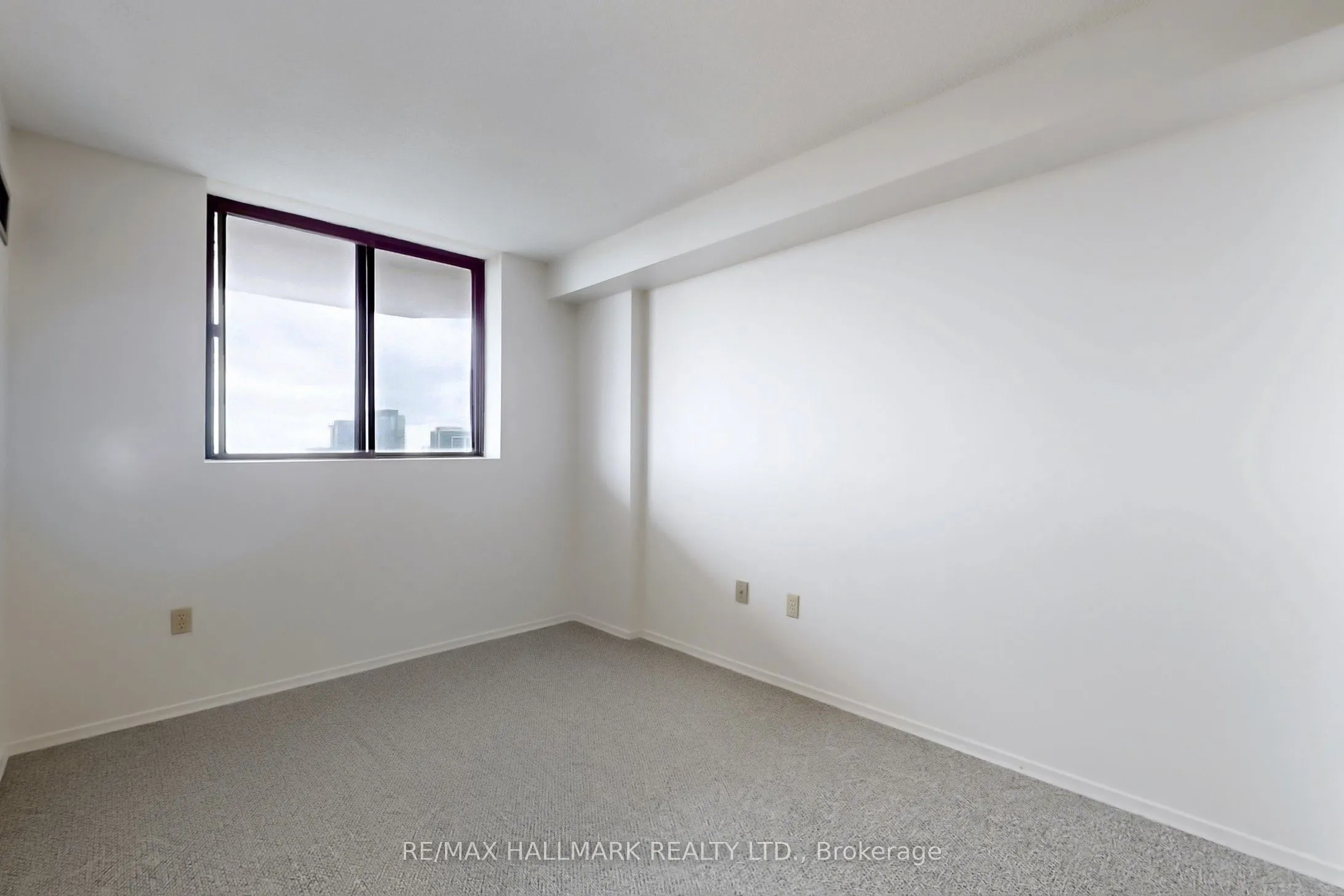 7601 Bathurst Street, #912
