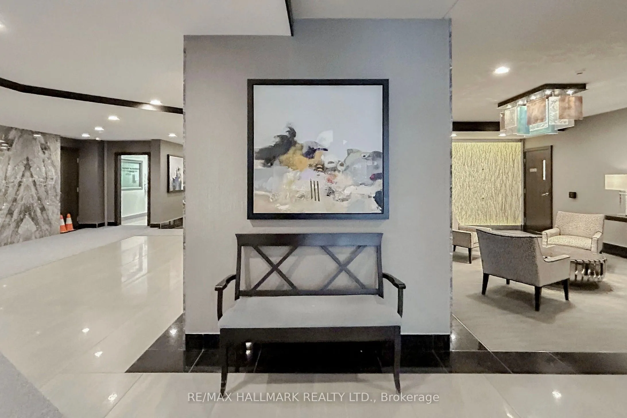 7601 Bathurst Street, #912