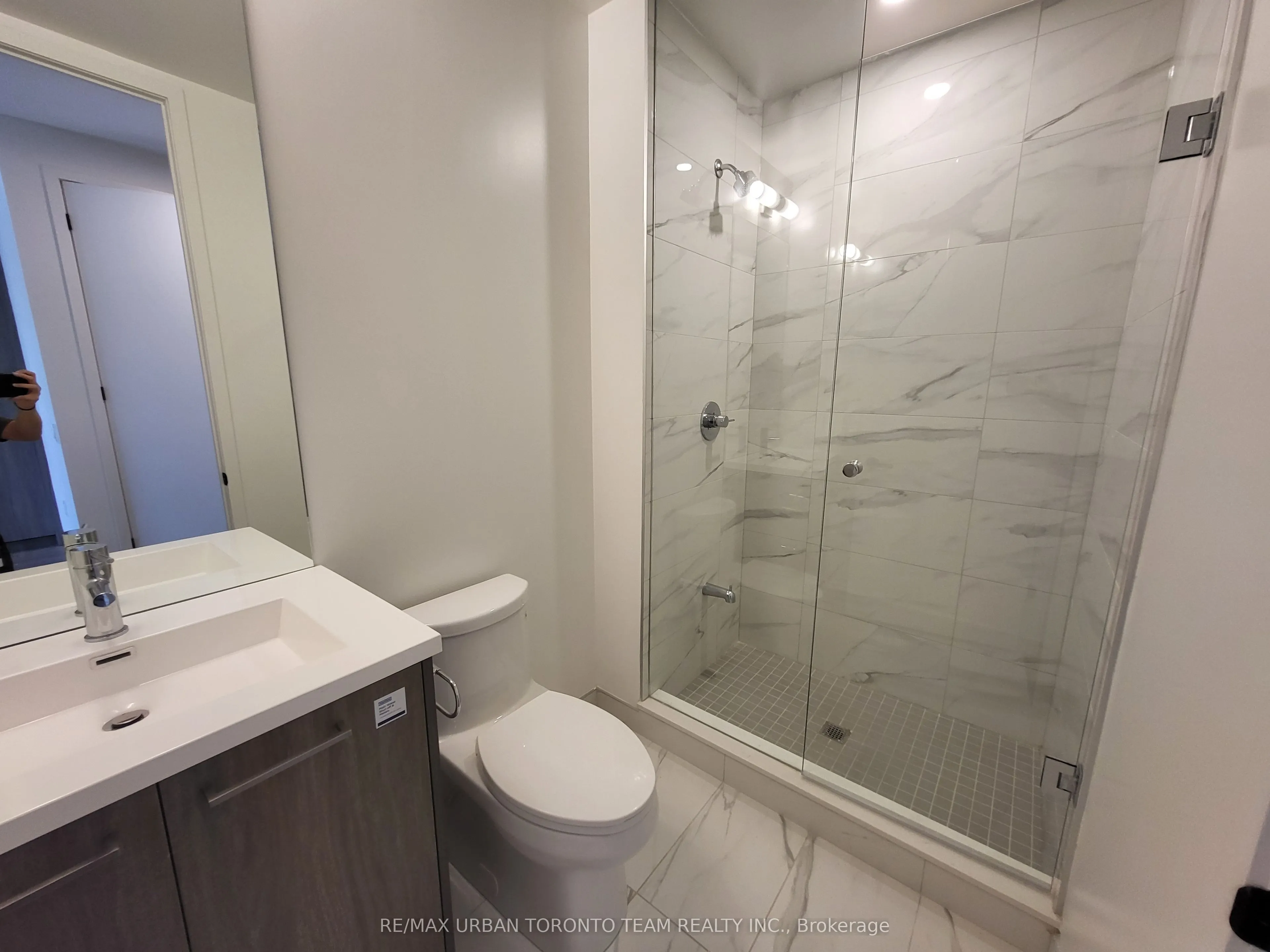 28 Interchange Way, #103