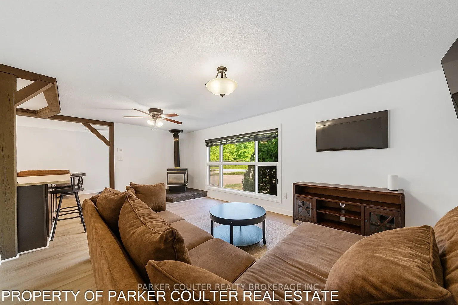 563 Mapleview Drive