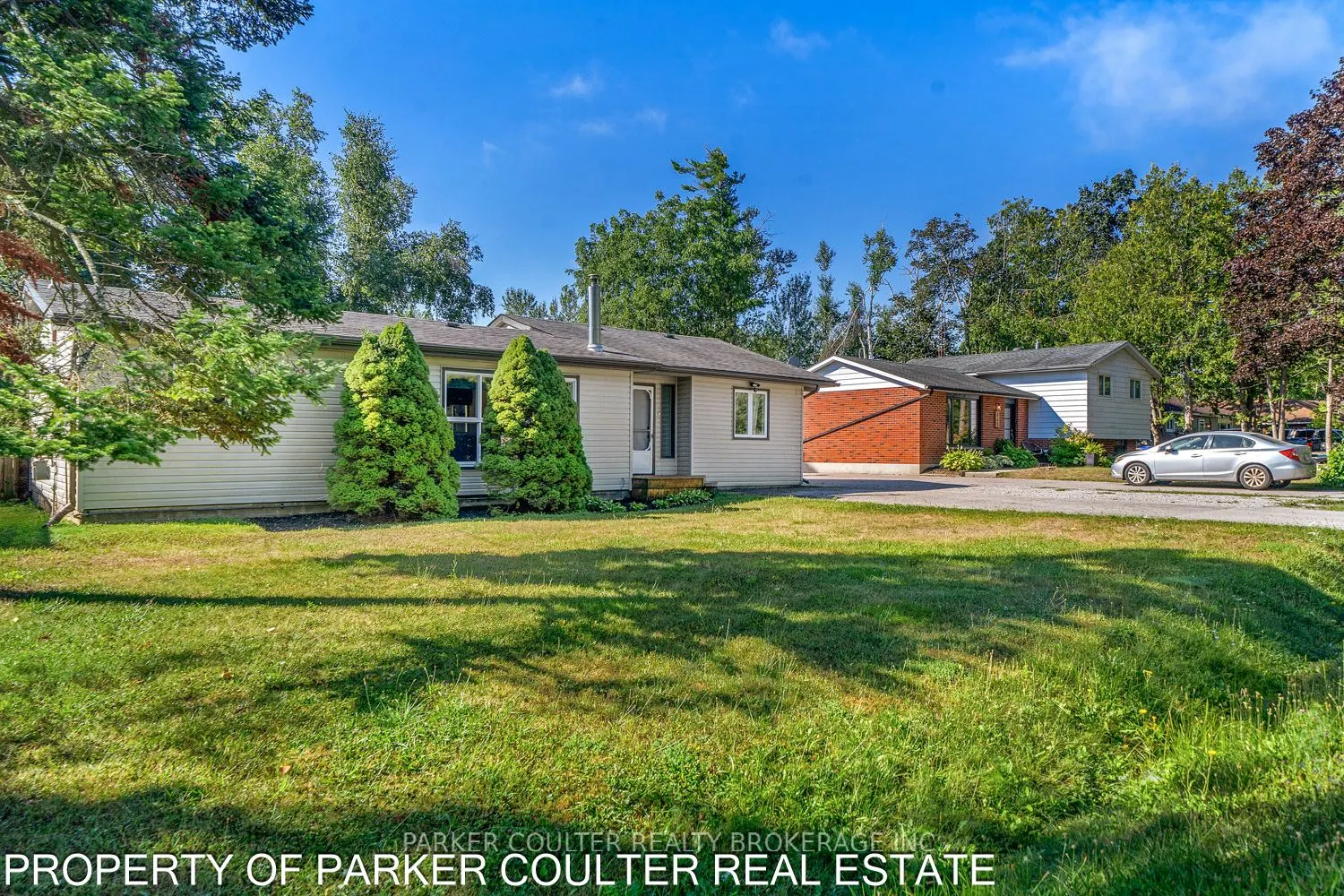 563 Mapleview Drive