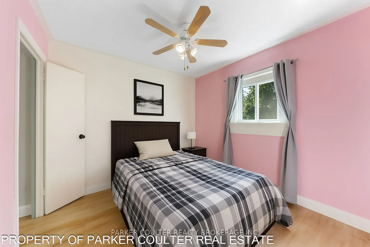 563 Mapleview Drive