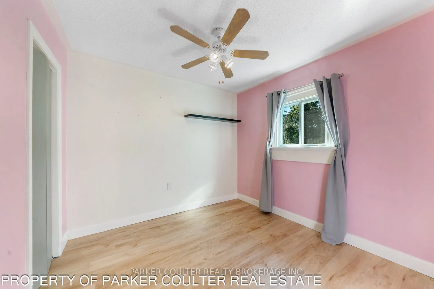 563 Mapleview Drive
