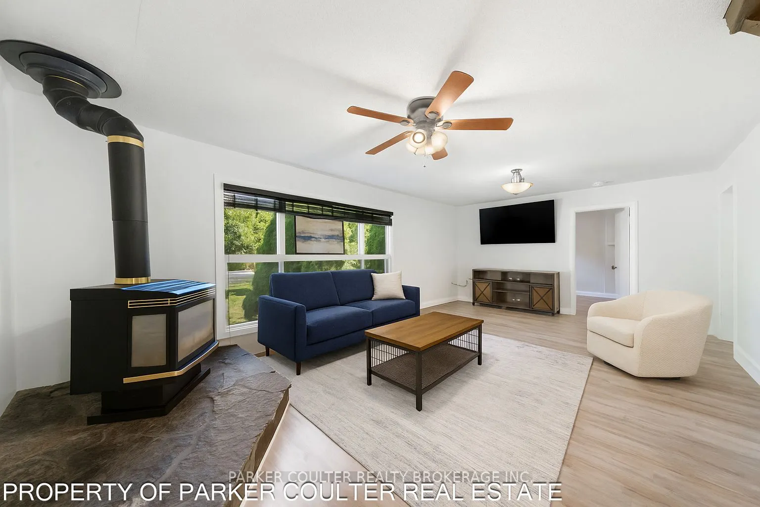 563 Mapleview Drive