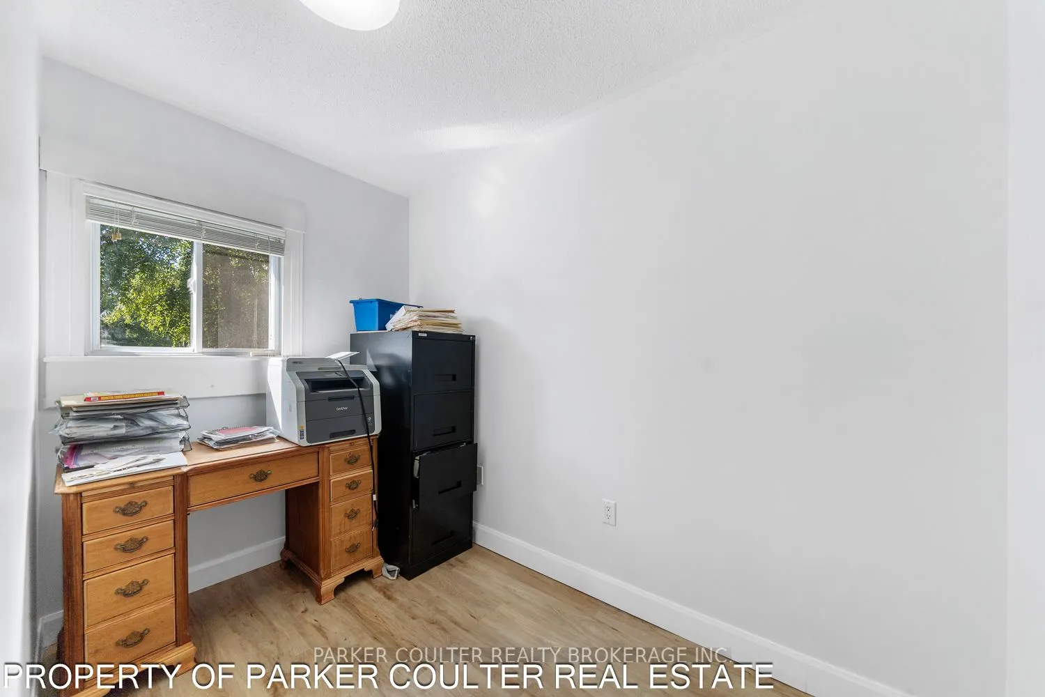563 Mapleview Drive