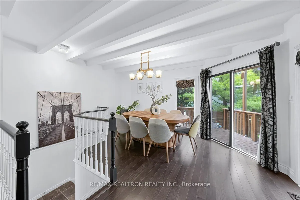 280 Douglas Road