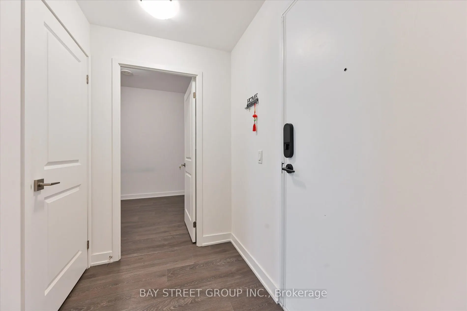 85 Oneida Crescent, #1112