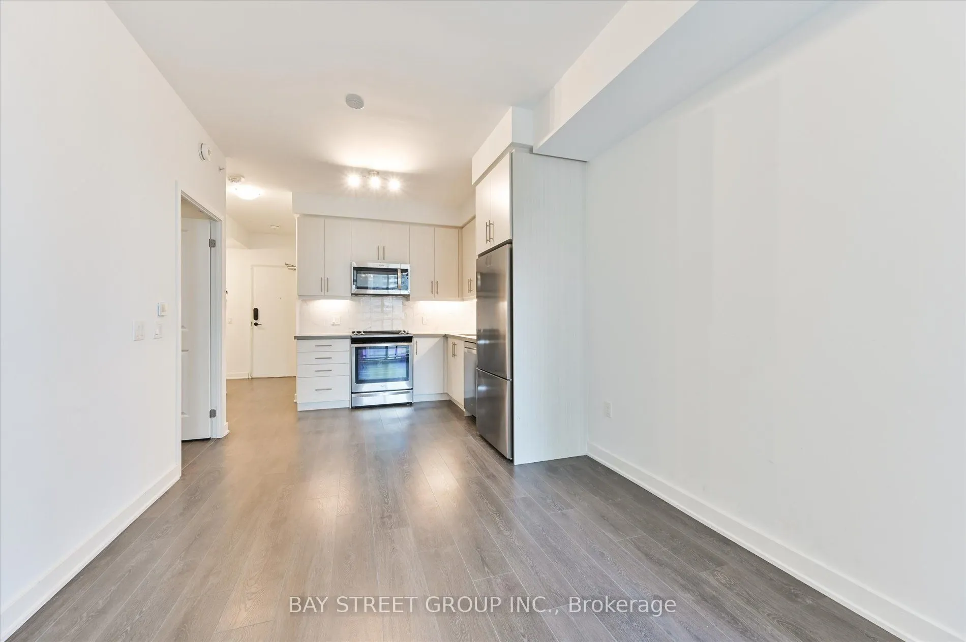 85 Oneida Crescent, #1112