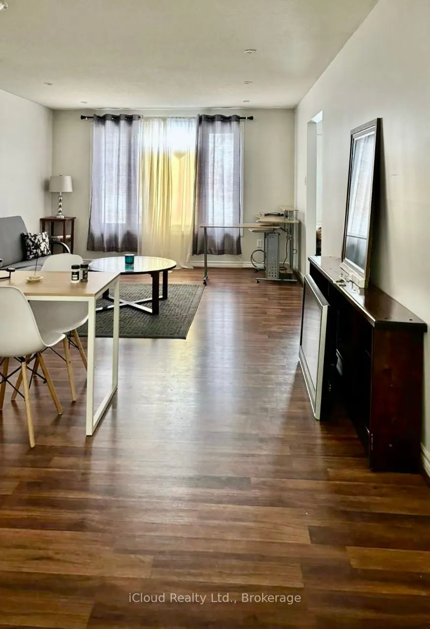 252 William Roe Boulevard N, #Room 2