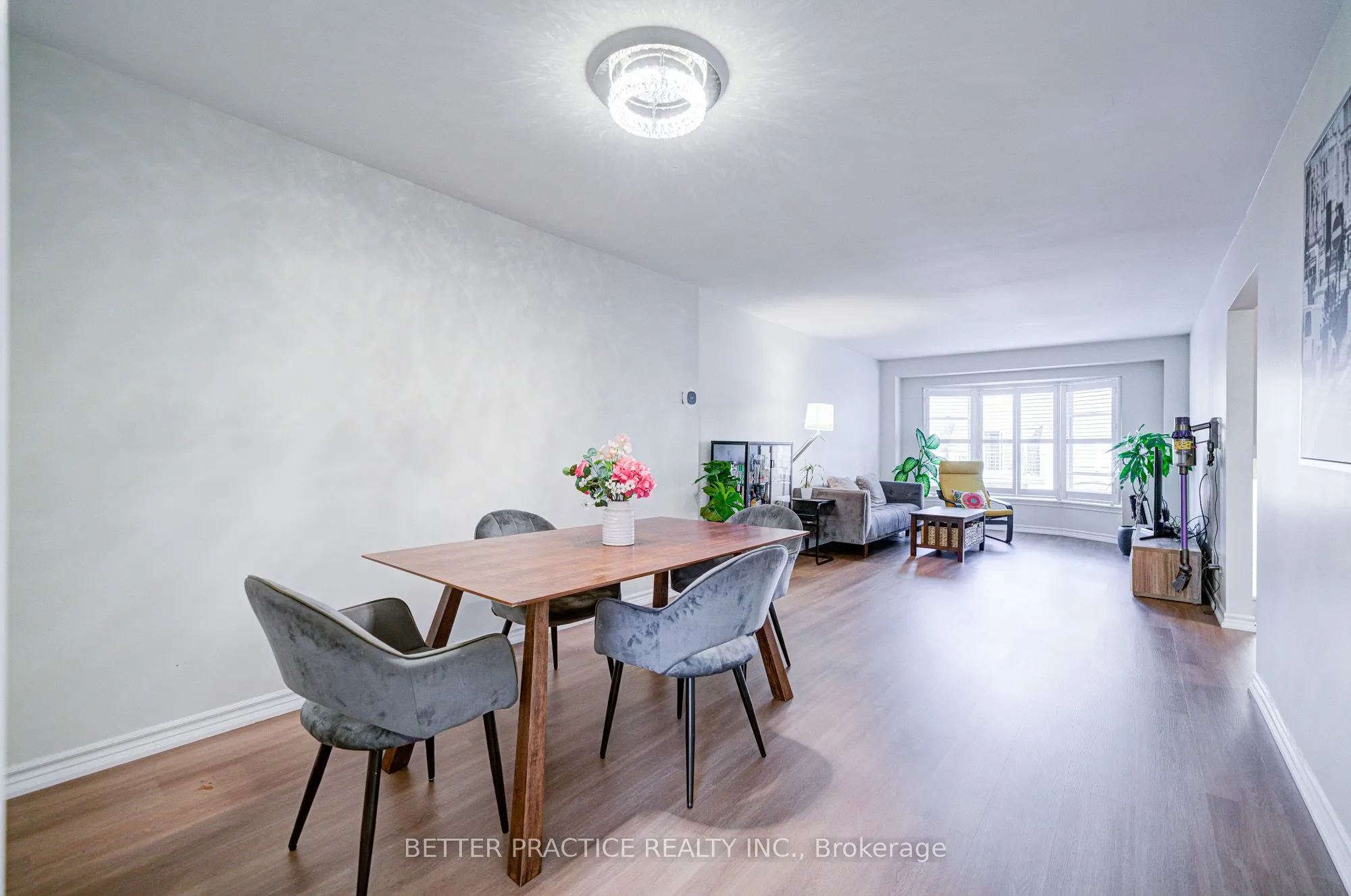 77 Nottinghill Road, #129