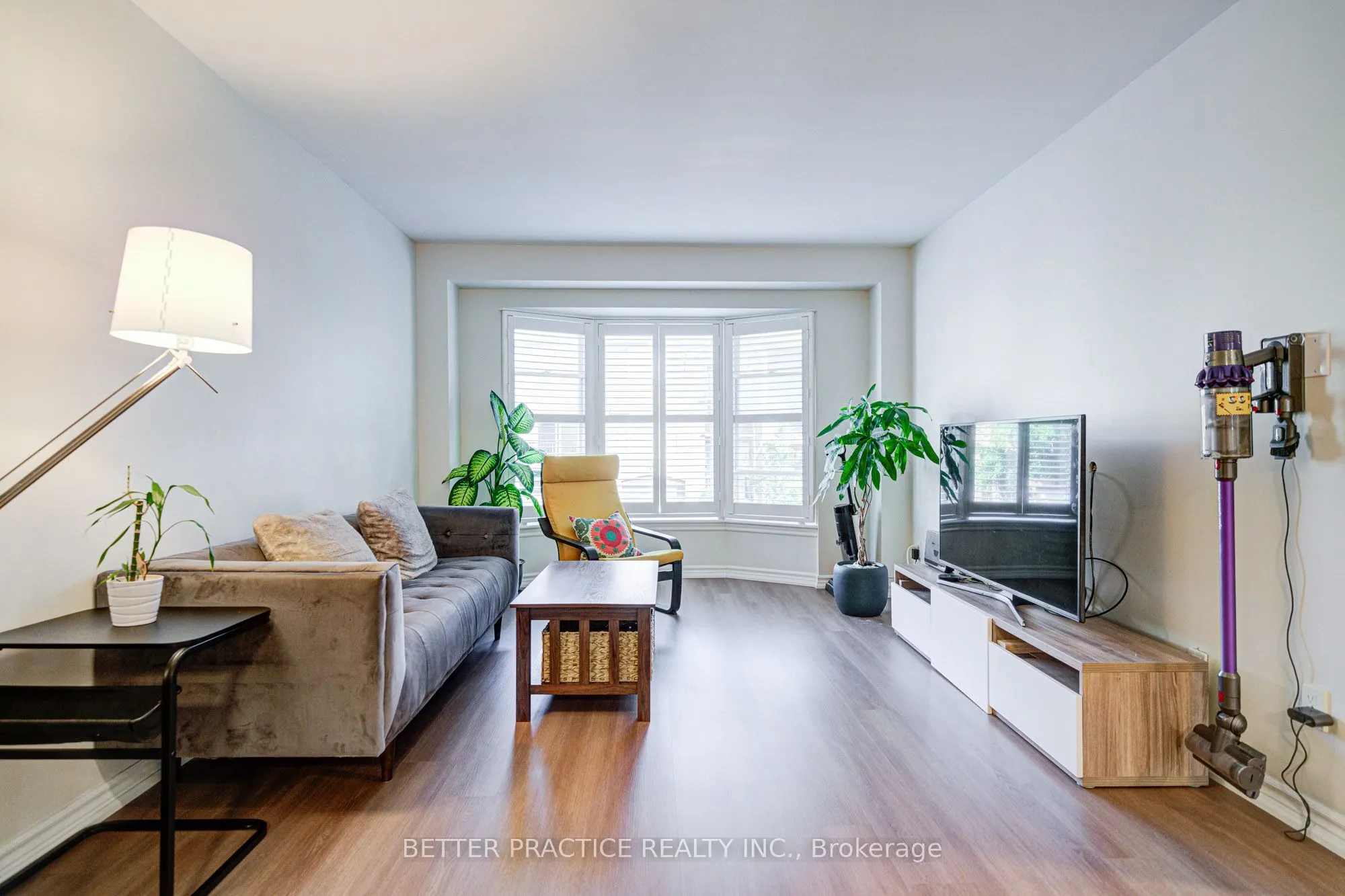 77 Nottinghill Road, #129