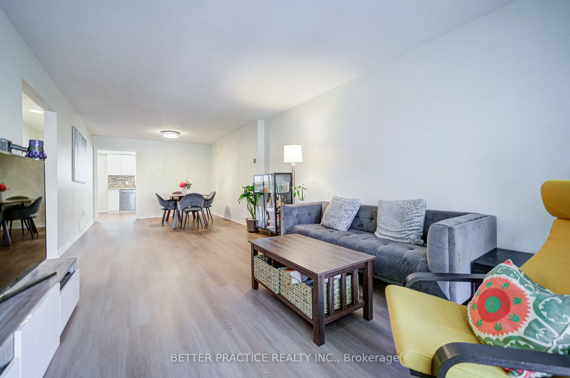 77 Nottinghill Road, #129