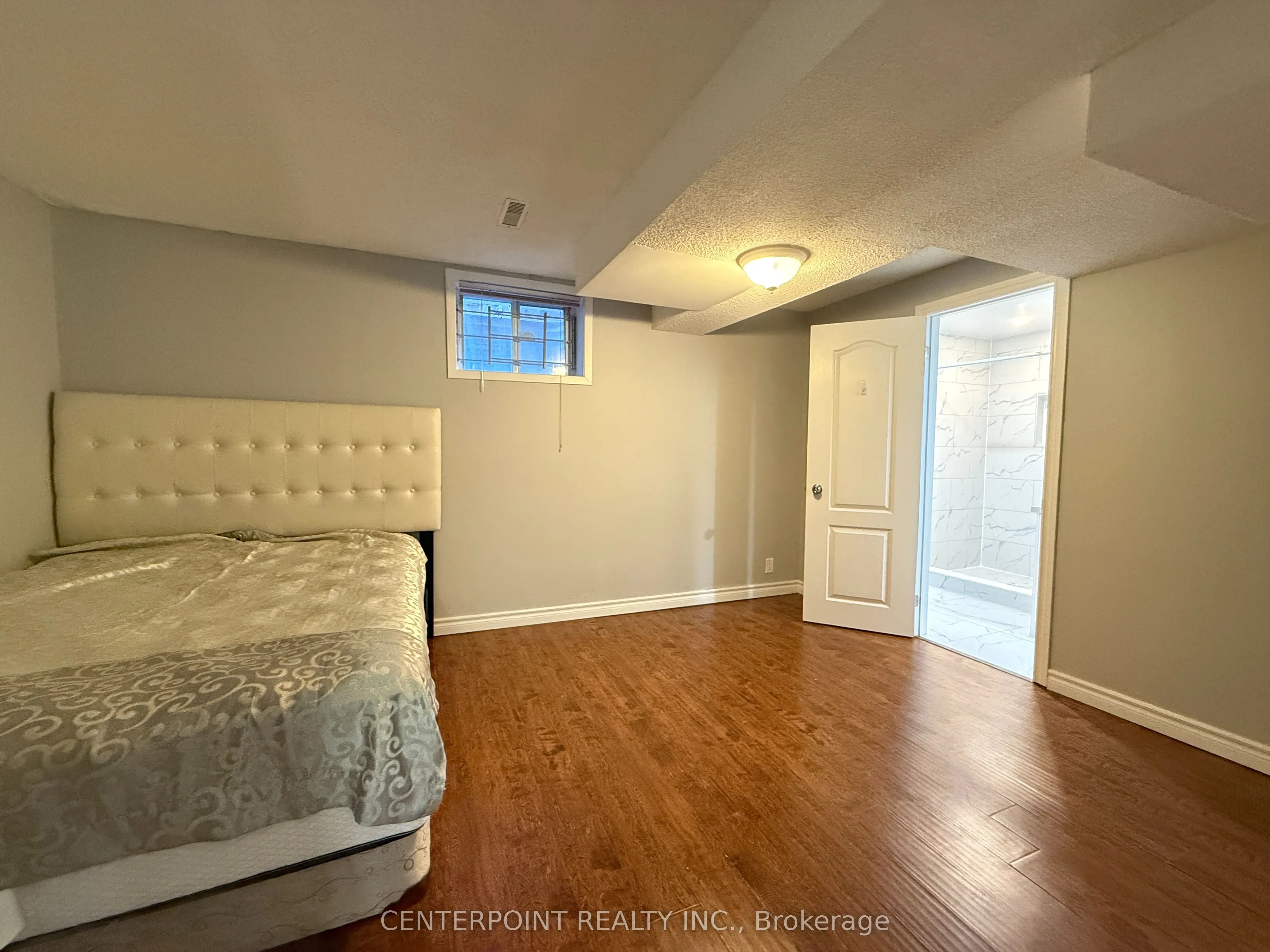585 Village Parkway