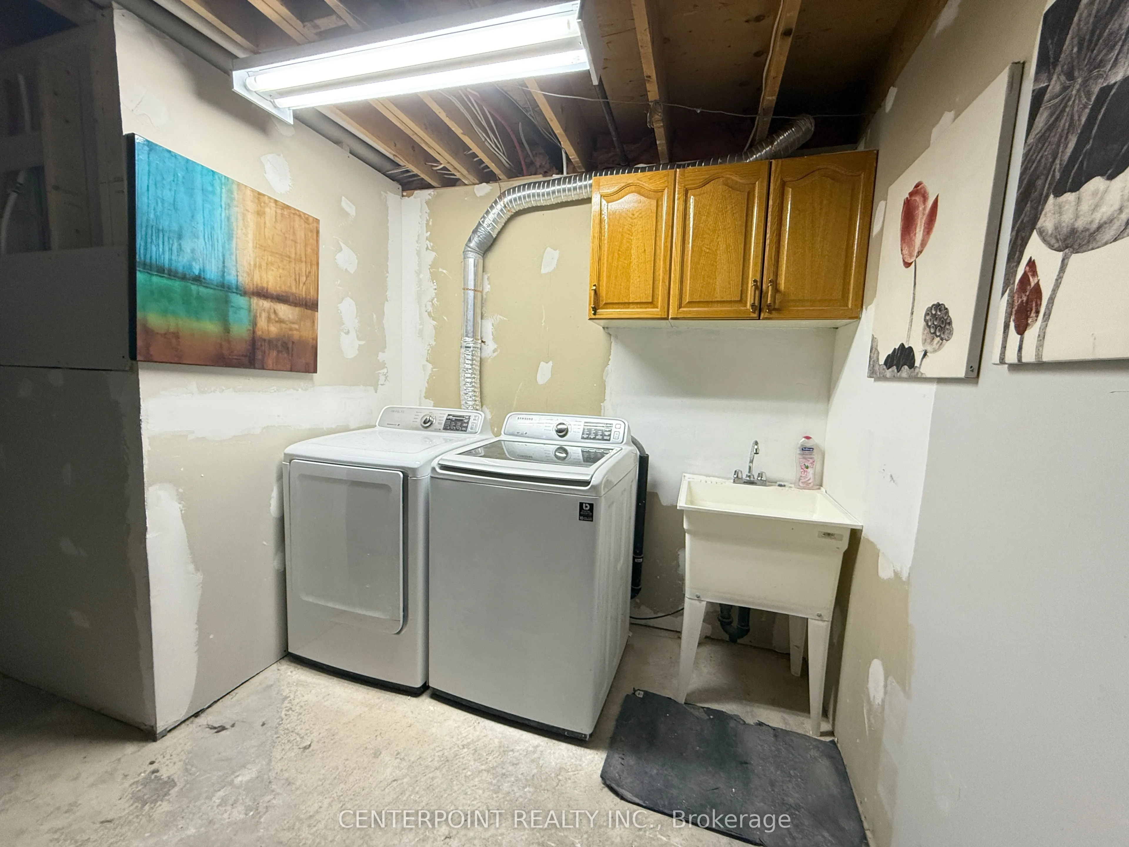 585 Village Parkway