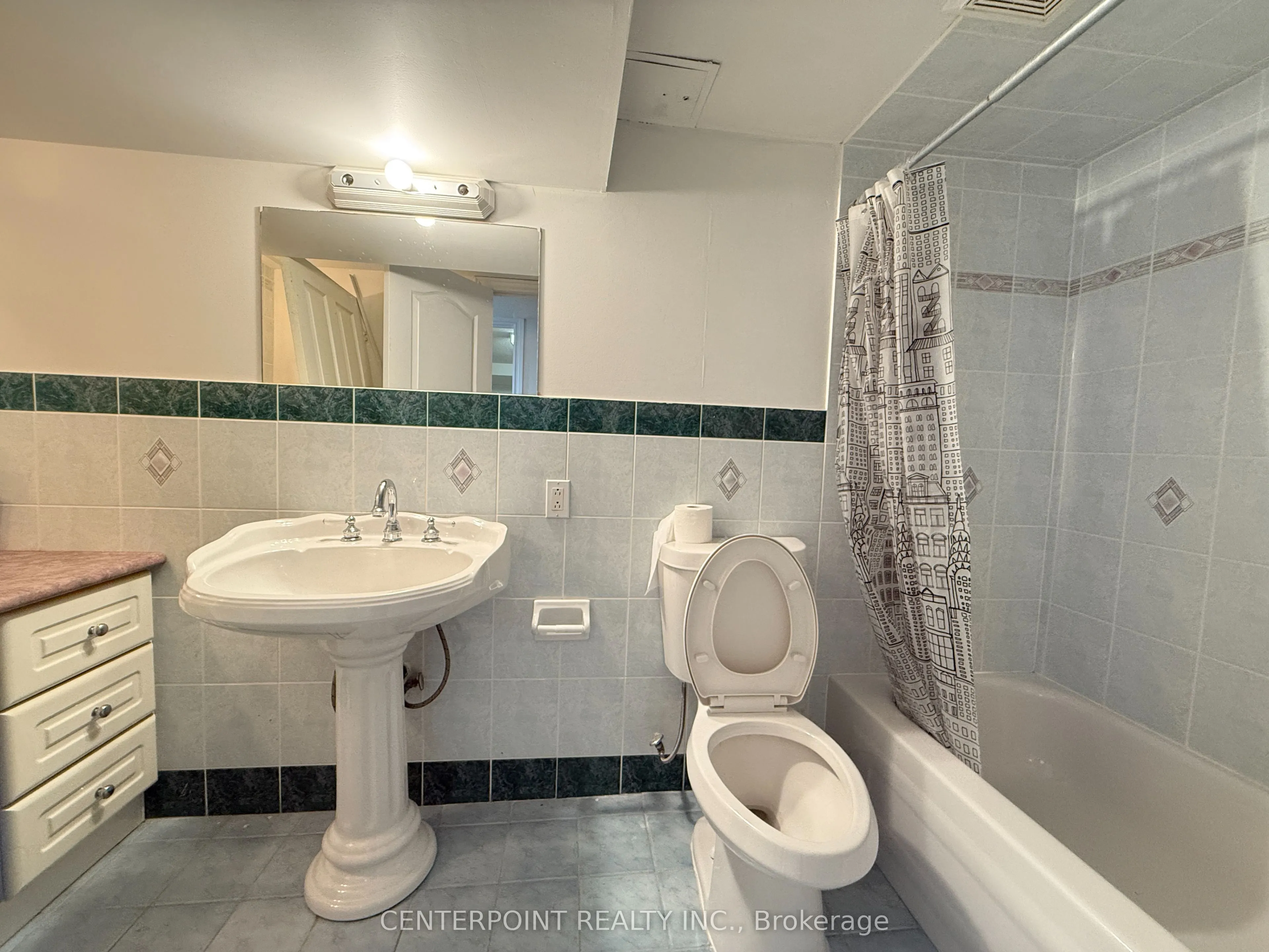 585 Village Parkway