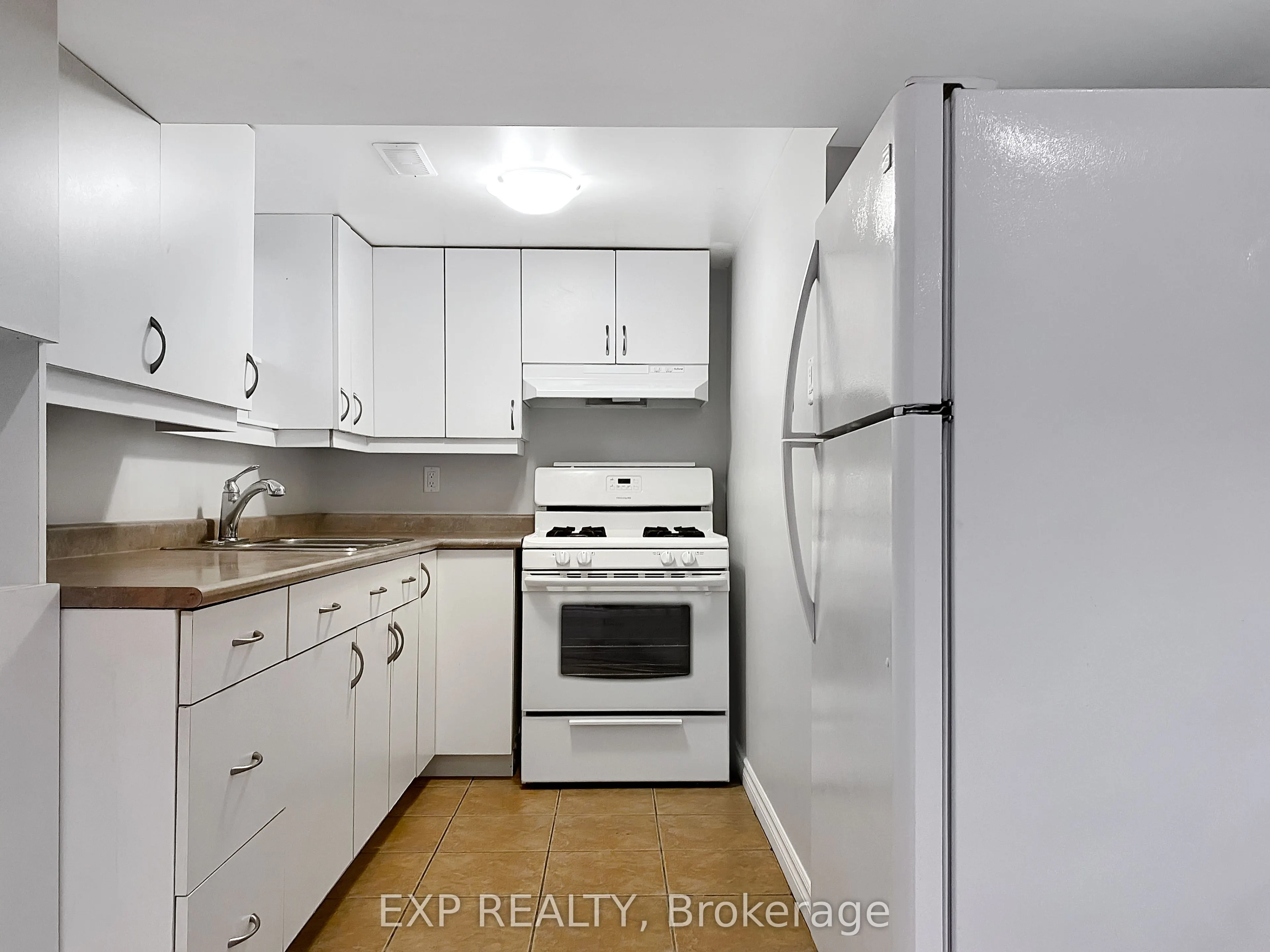 66 Walter Avenue, #Lower