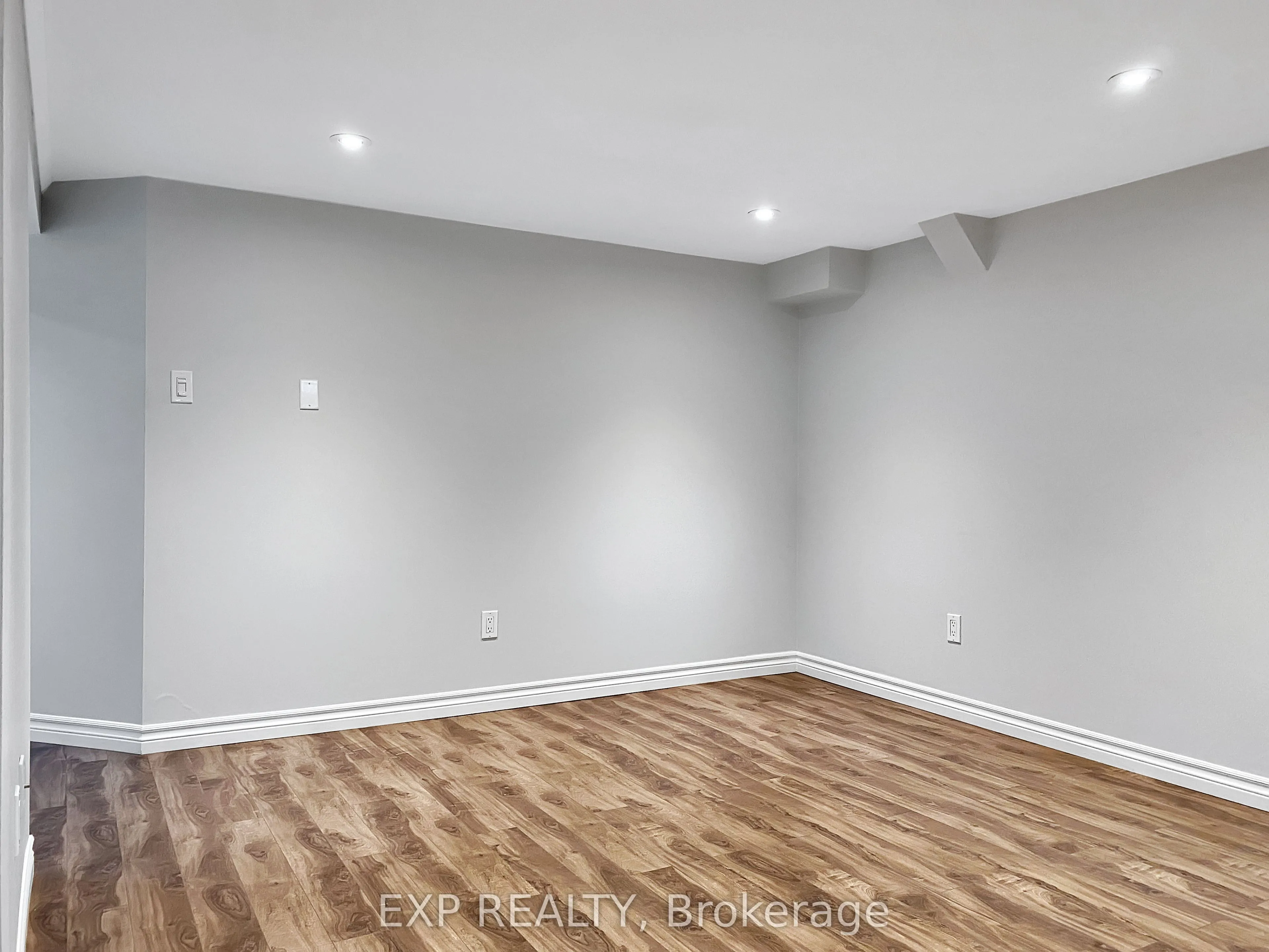 66 Walter Avenue, #Lower