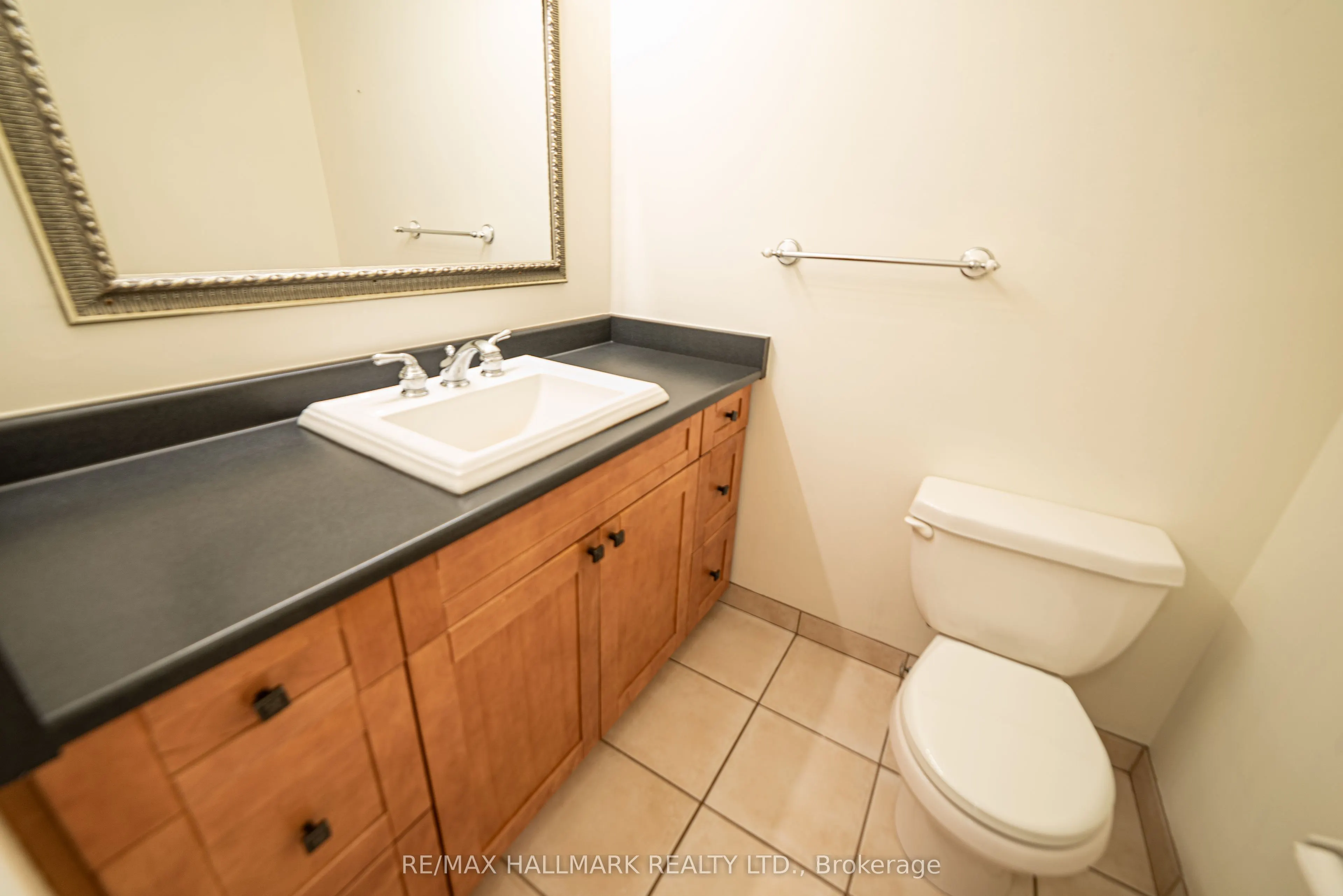 42 Portland Crescent, #Main