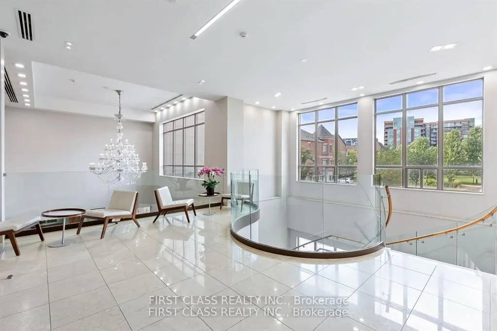 37 Galleria Parkway, #805