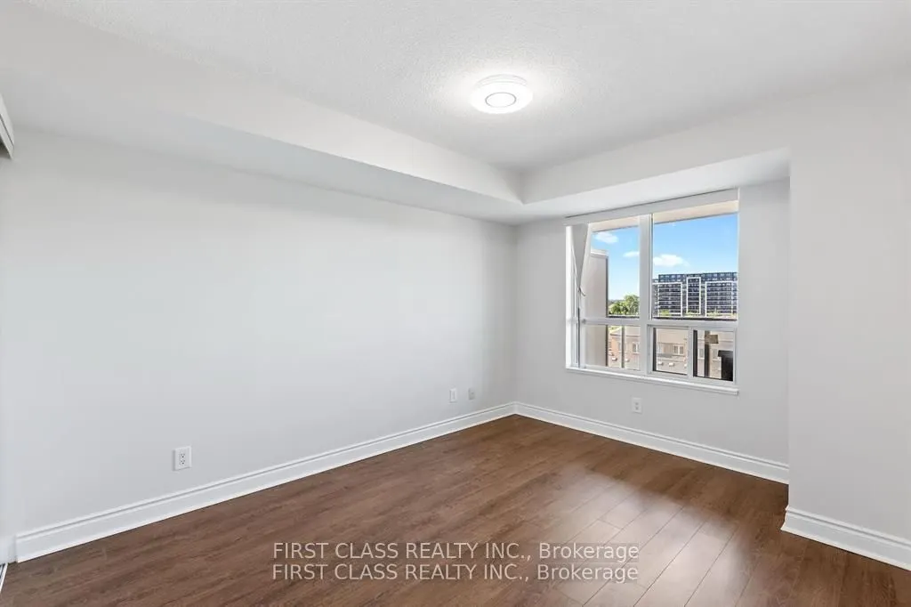 37 Galleria Parkway, #805