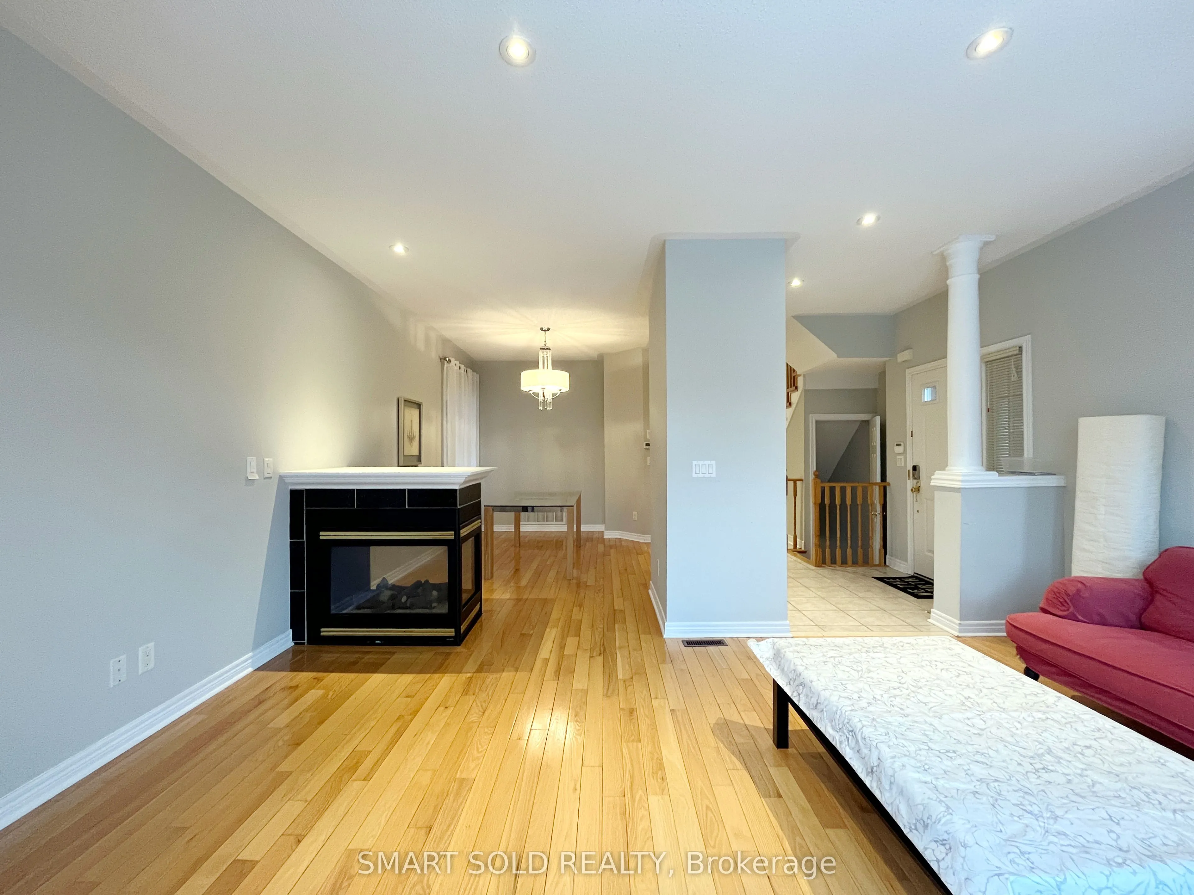 16 Crispin Court