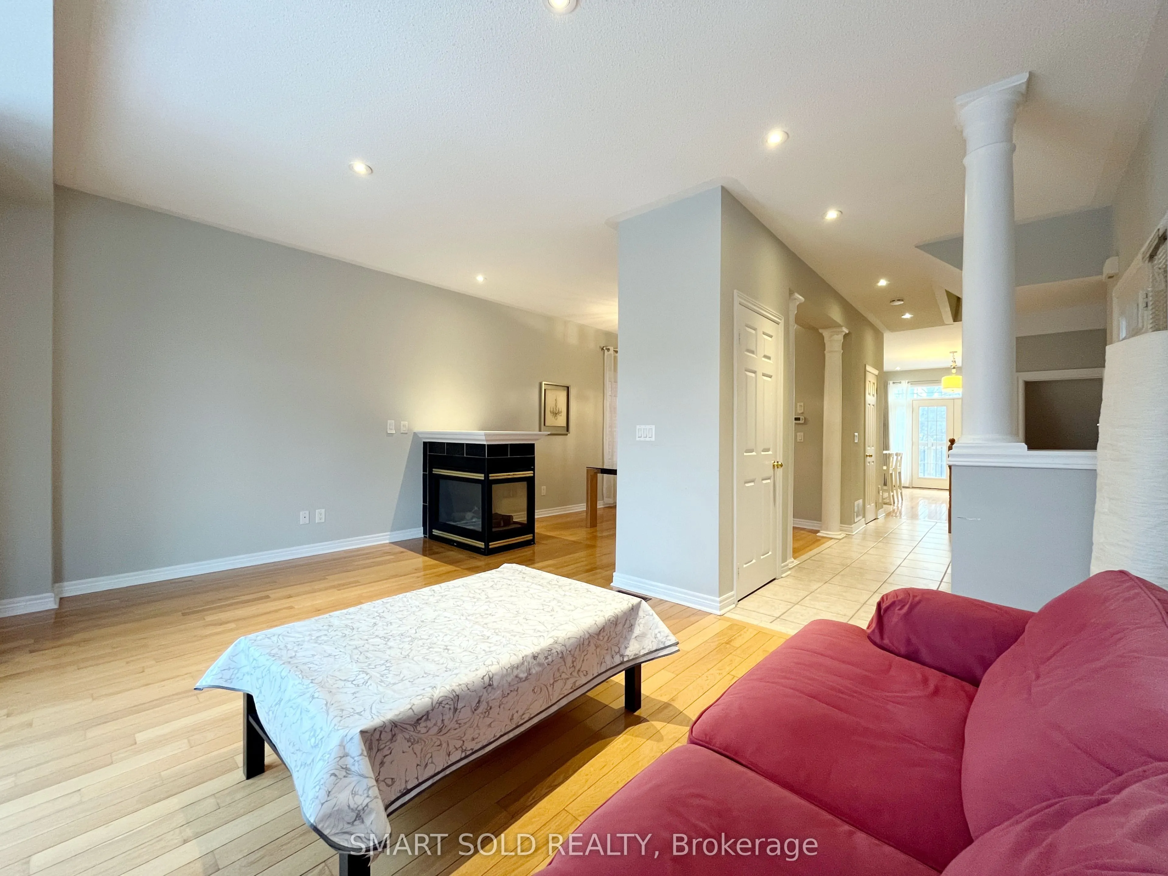 16 Crispin Court