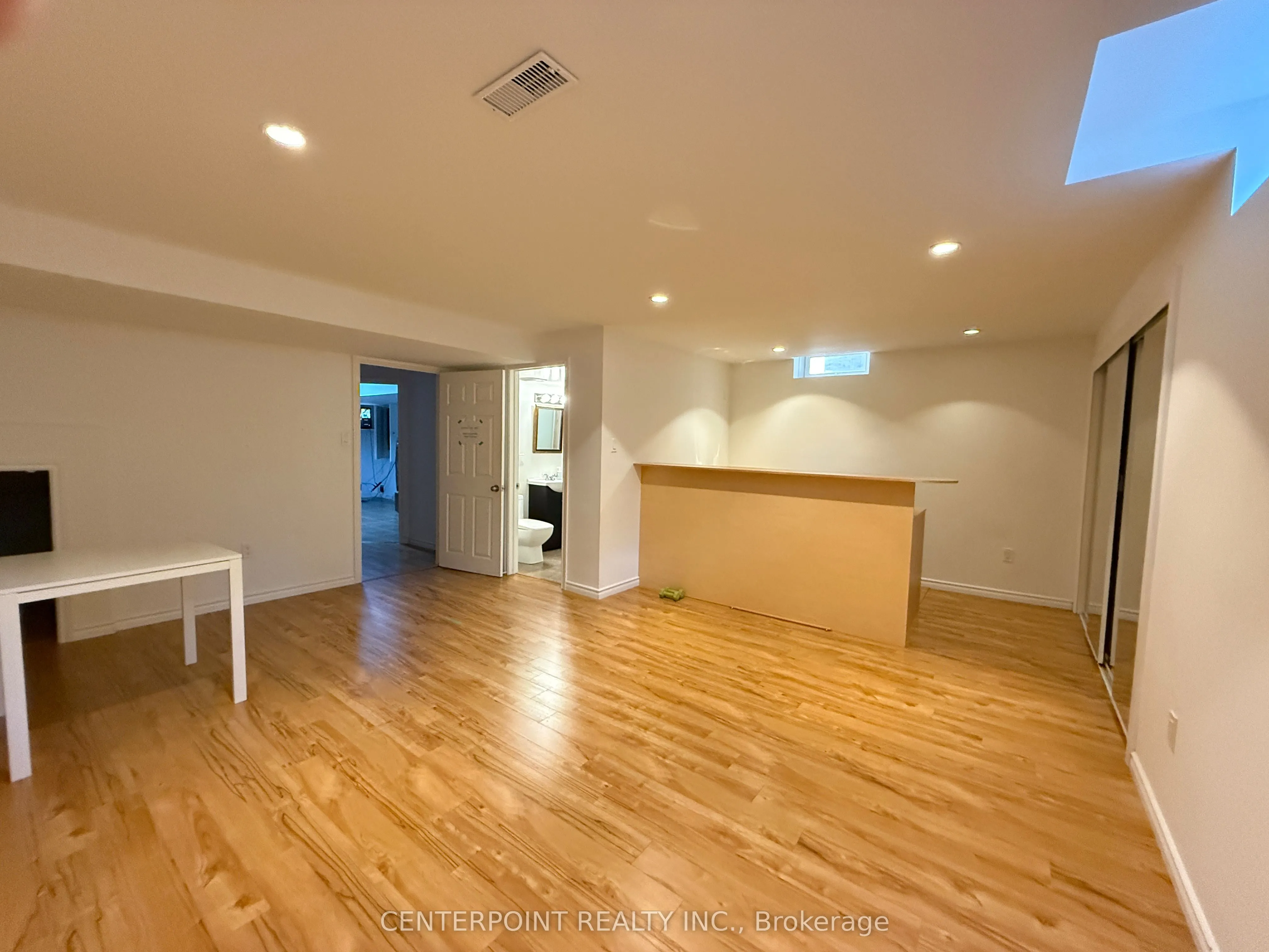 80 Gauguin Avenue