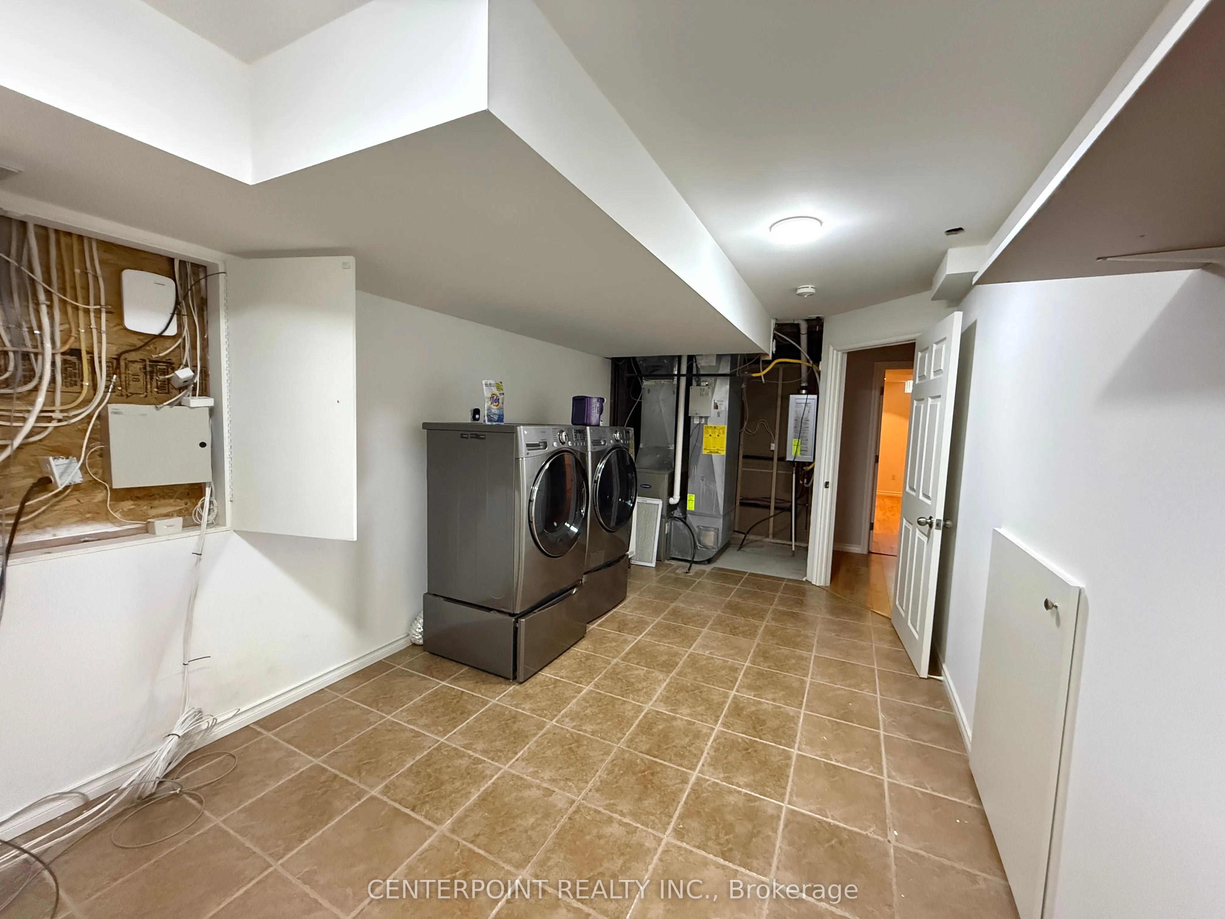 80 Gauguin Avenue