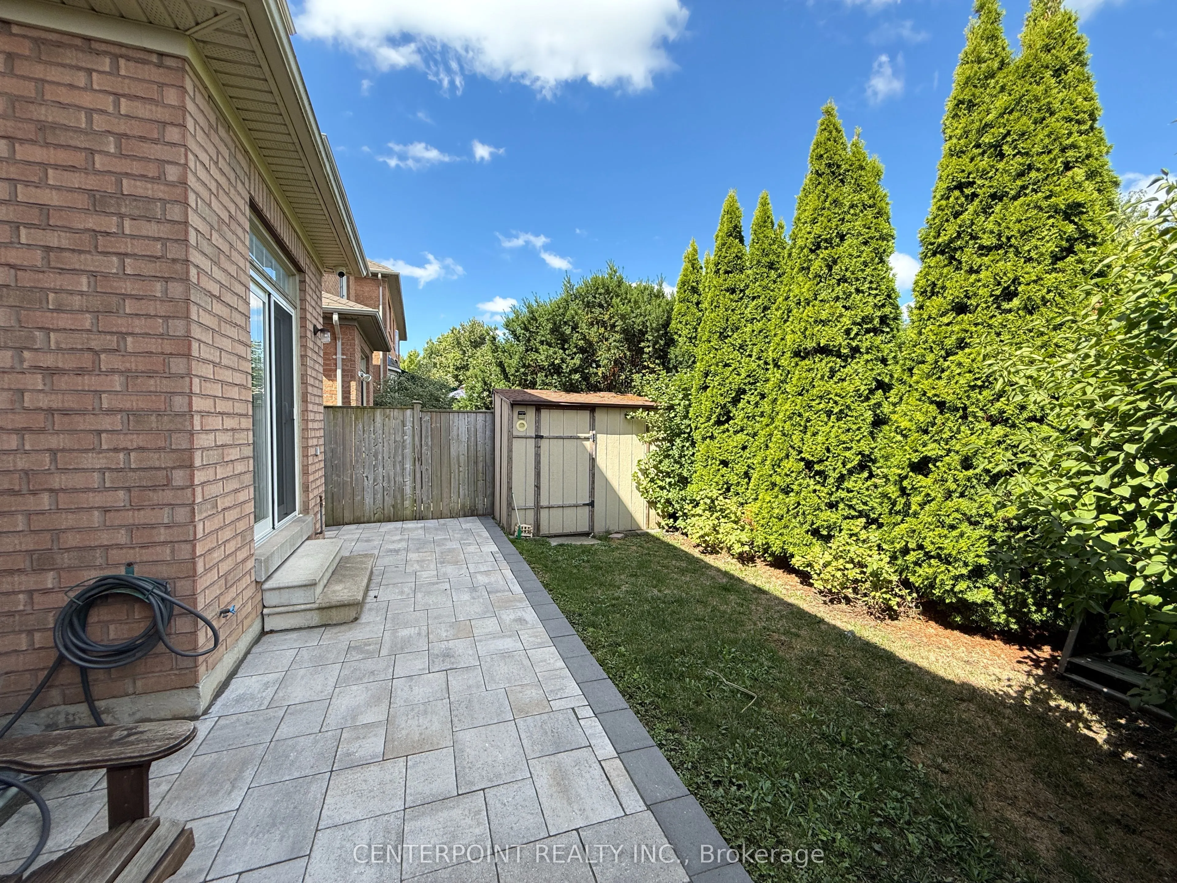 80 Gauguin Avenue