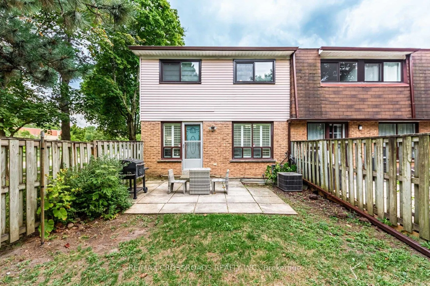 260 Avenue Avenue, #22