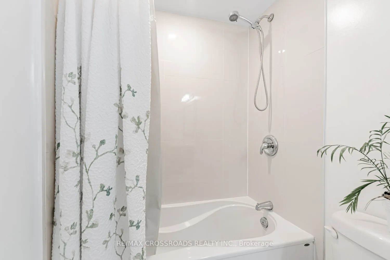 260 Avenue Avenue, #22