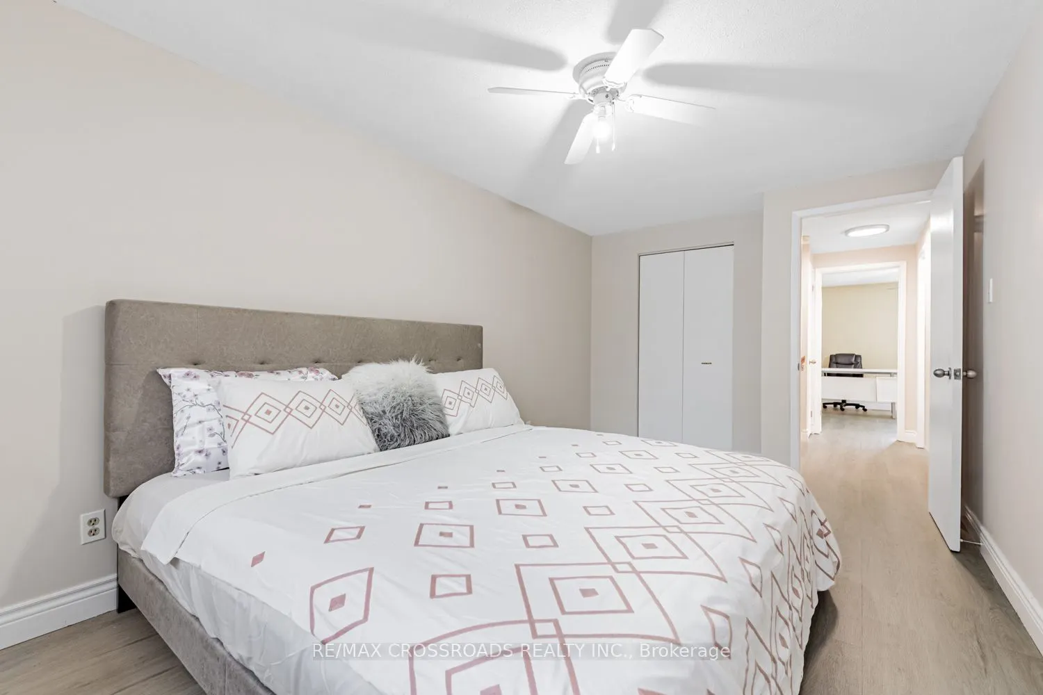 260 Avenue Avenue, #22
