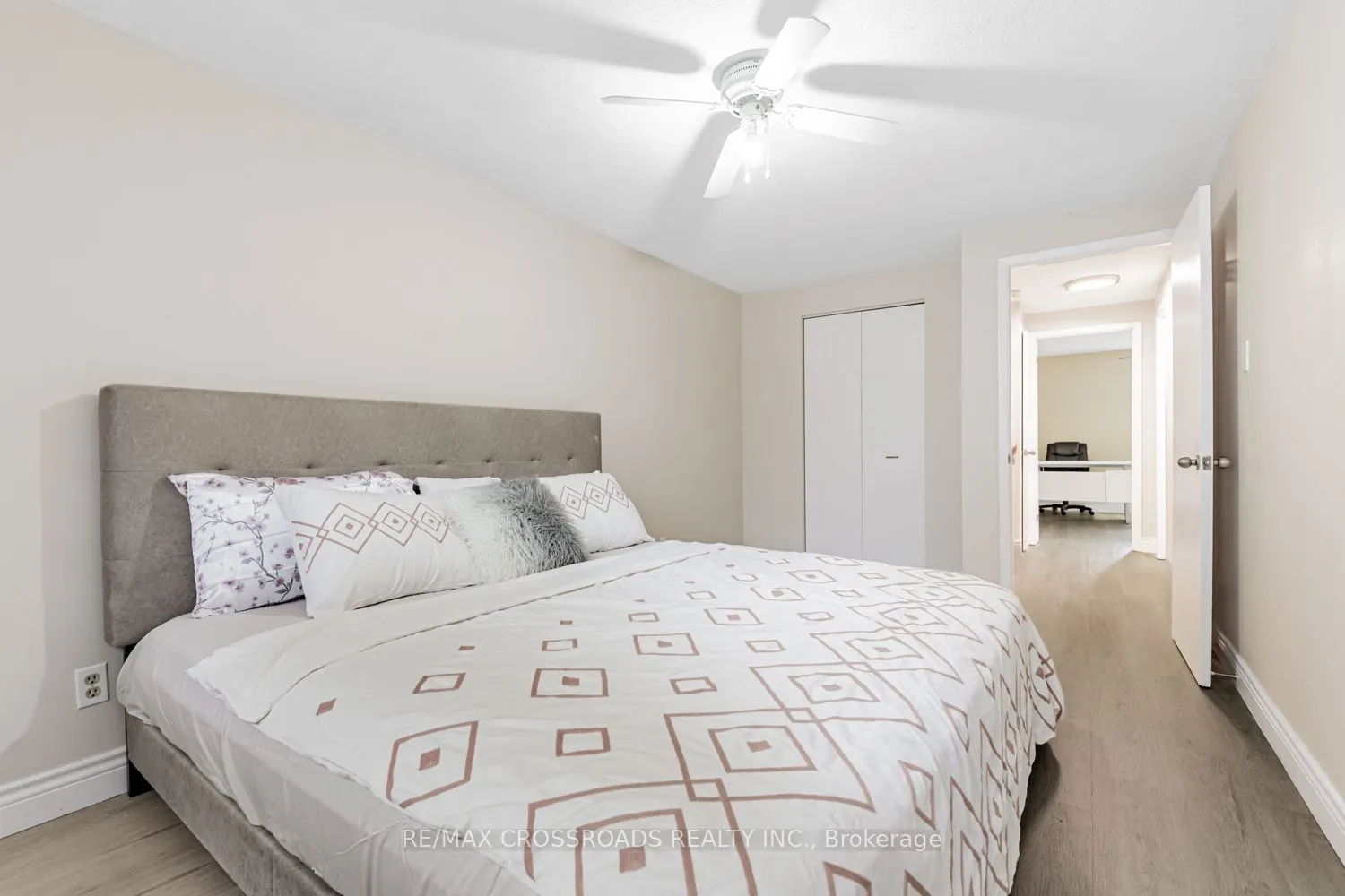 260 Avenue Avenue, #22